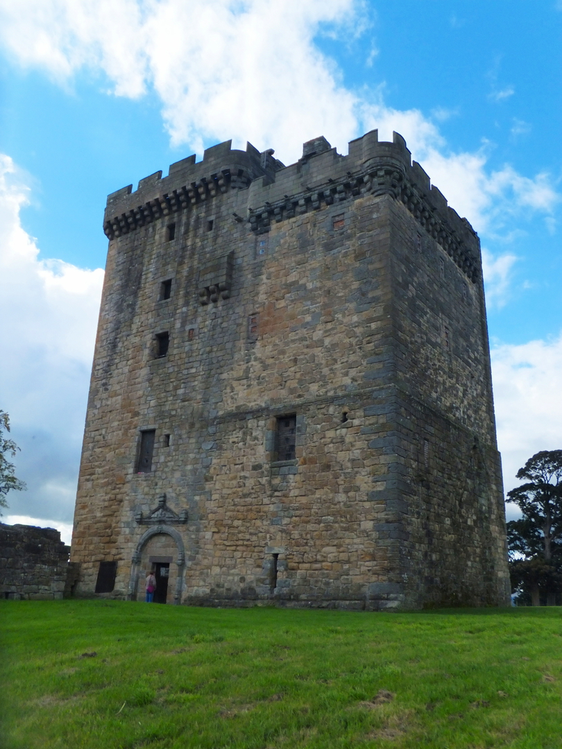 Clackmannan Tower Wallpapers