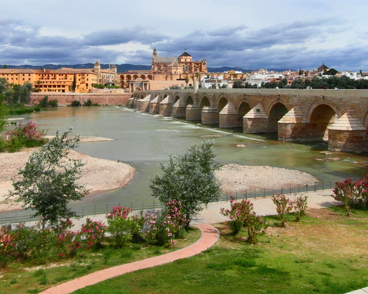 Cordoba Bridge Wallpapers