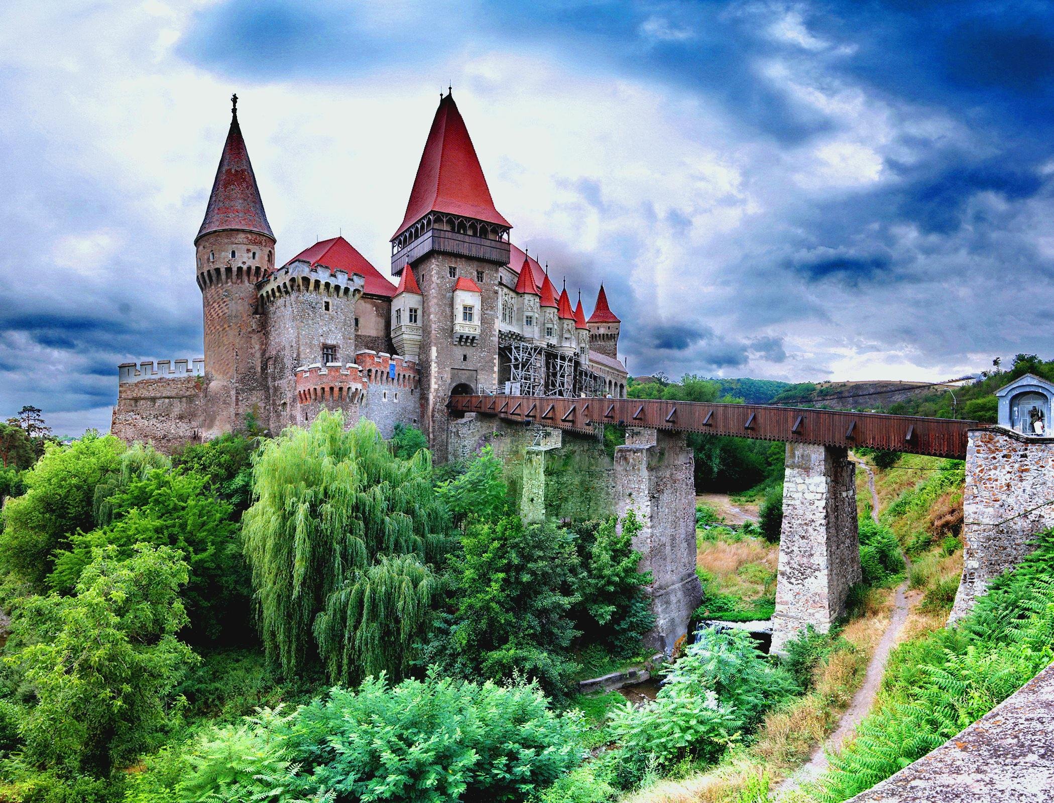 Corvin Castle Wallpapers