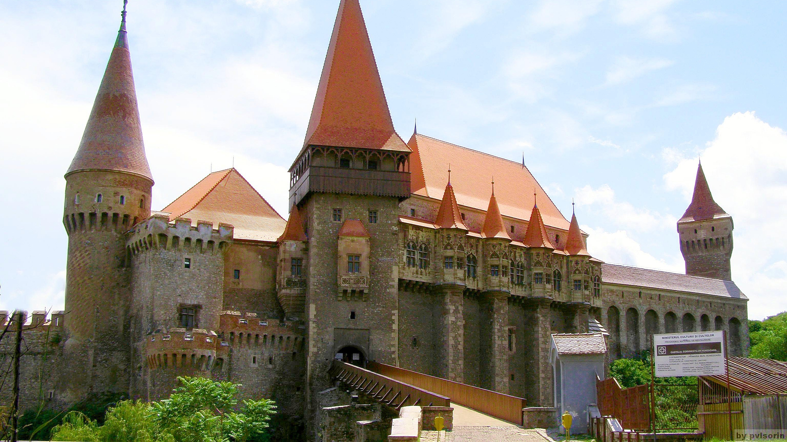 Corvin Castle Wallpapers