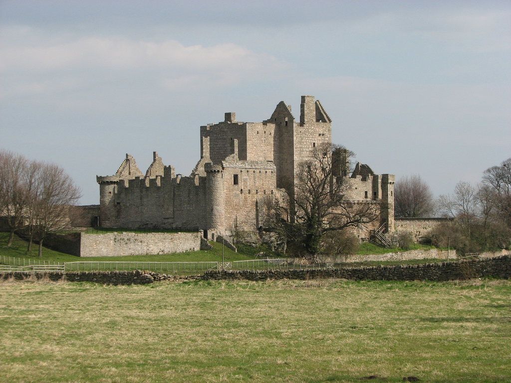 Craigmillar Castle Wallpapers