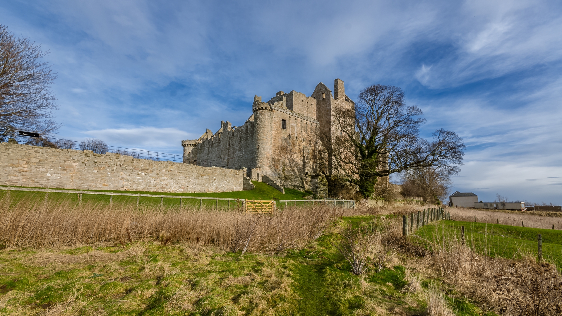 Craigmillar Castle Wallpapers