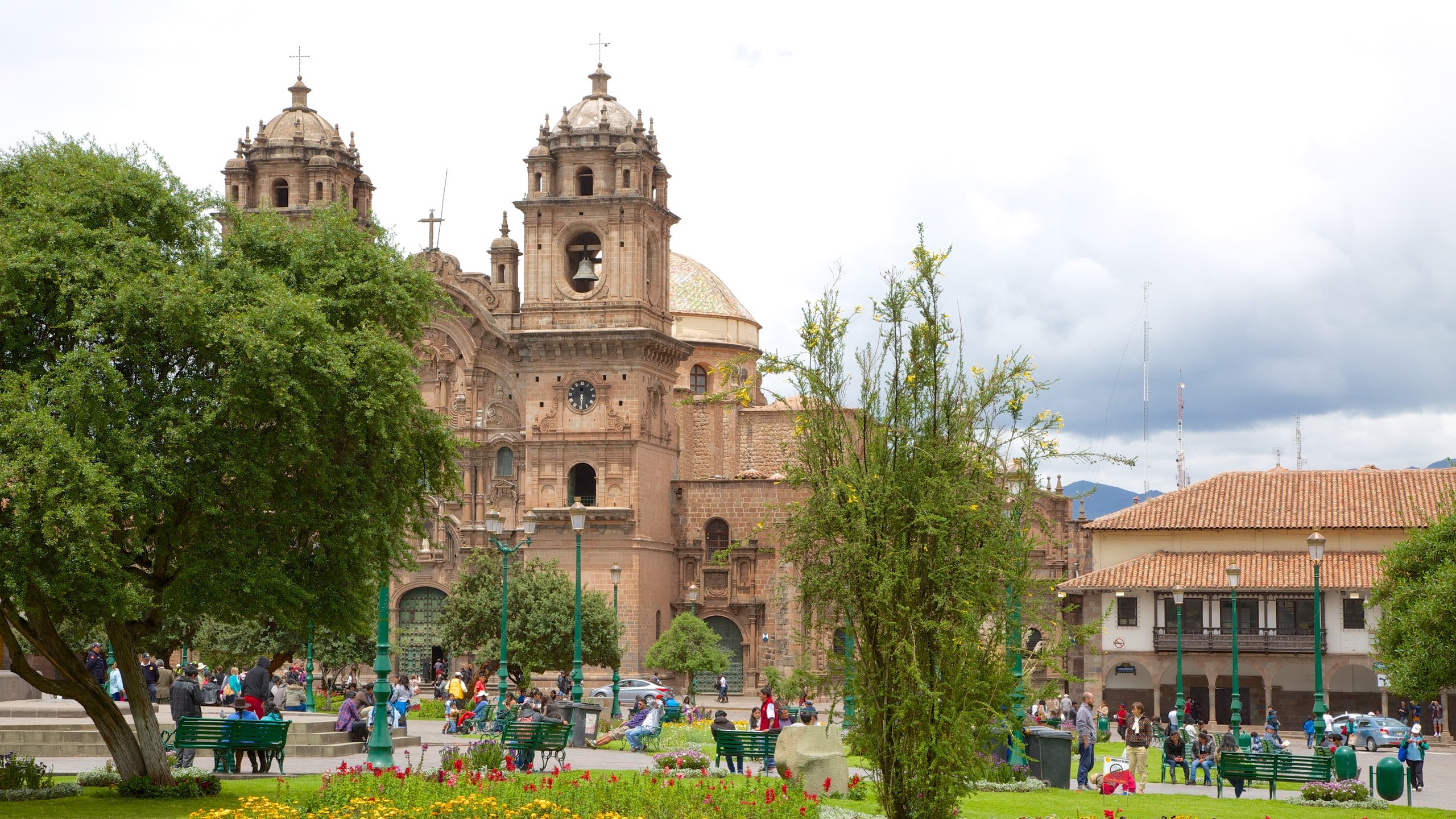 Cusco Cathedral On The Plaza De Armas Wallpapers