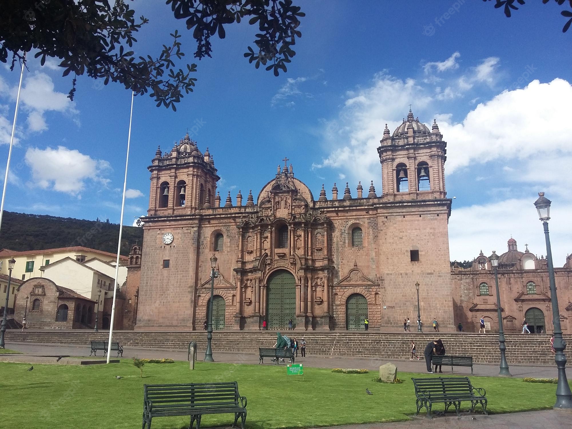 Cusco Cathedral On The Plaza De Armas Wallpapers