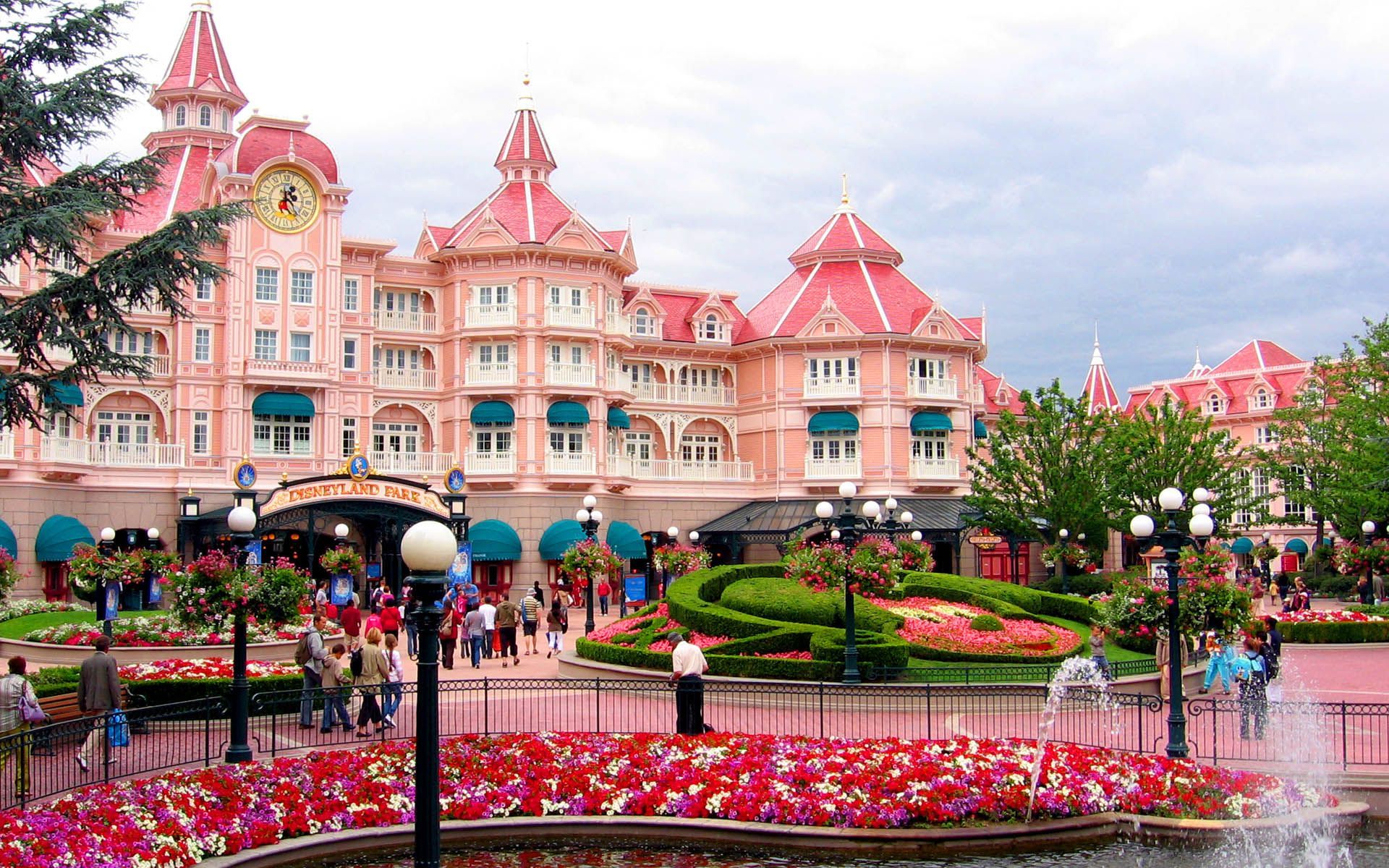 Disneyland Park Wallpapers