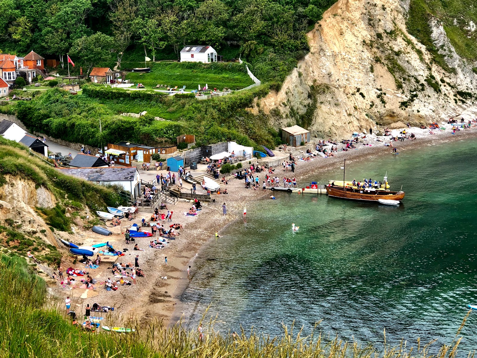 Dorset Bay Lulworth-Cov In England Wallpapers