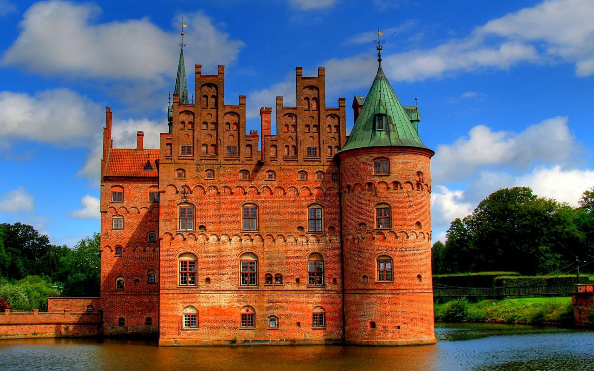 Egeskov Castle Wallpapers