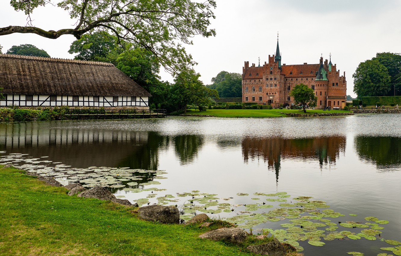 Egeskov Castle Wallpapers