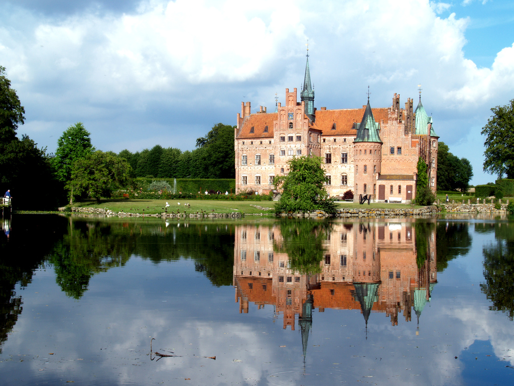 Egeskov Castle Wallpapers