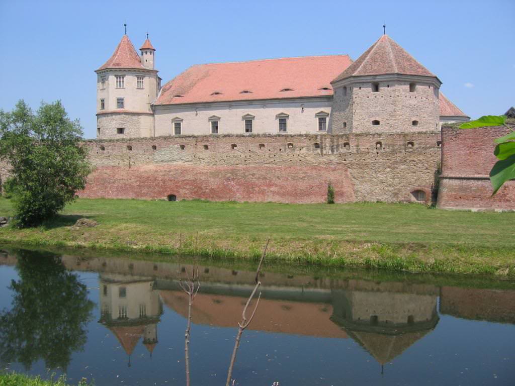 Fagaras Fortress Wallpapers