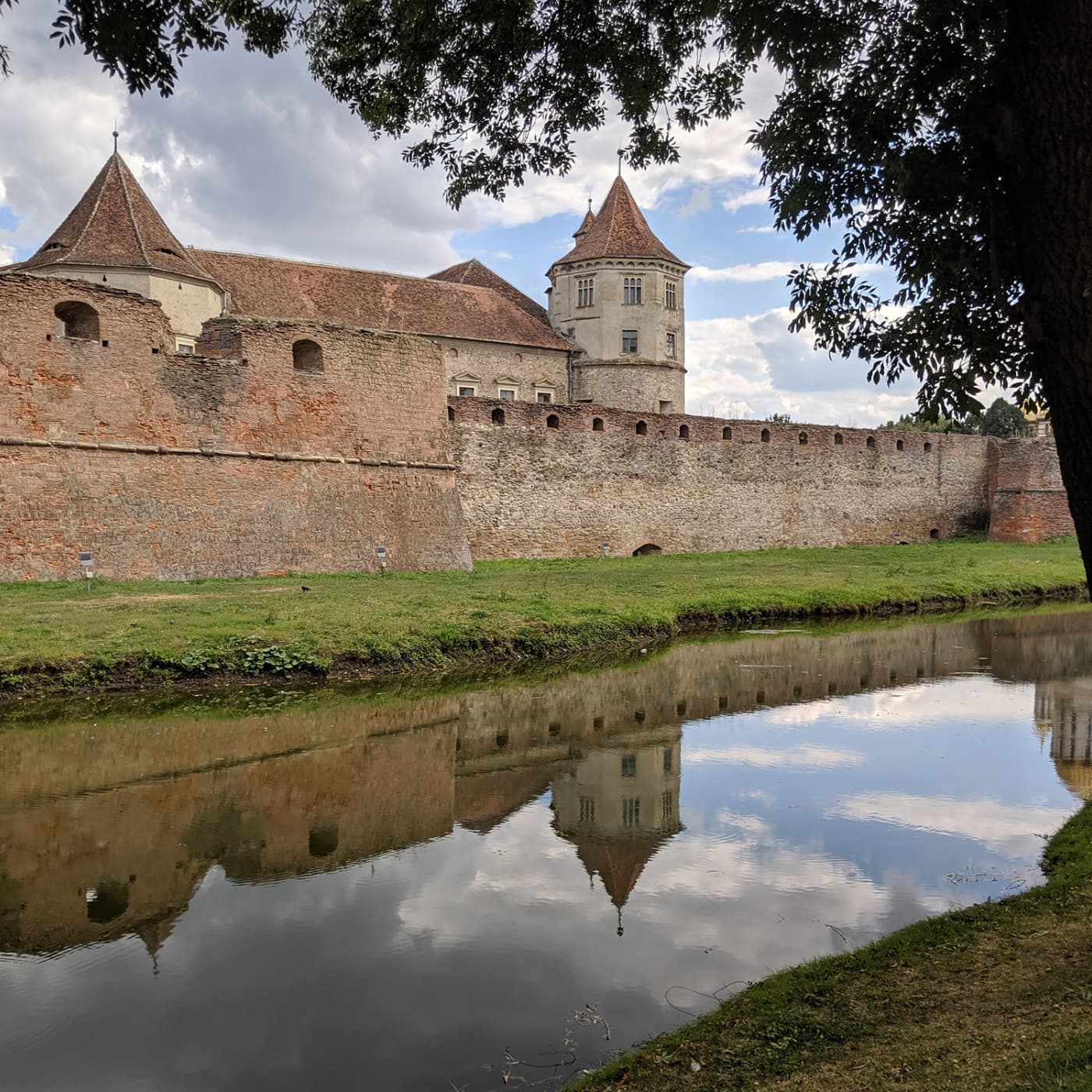 Fagaras Fortress Wallpapers