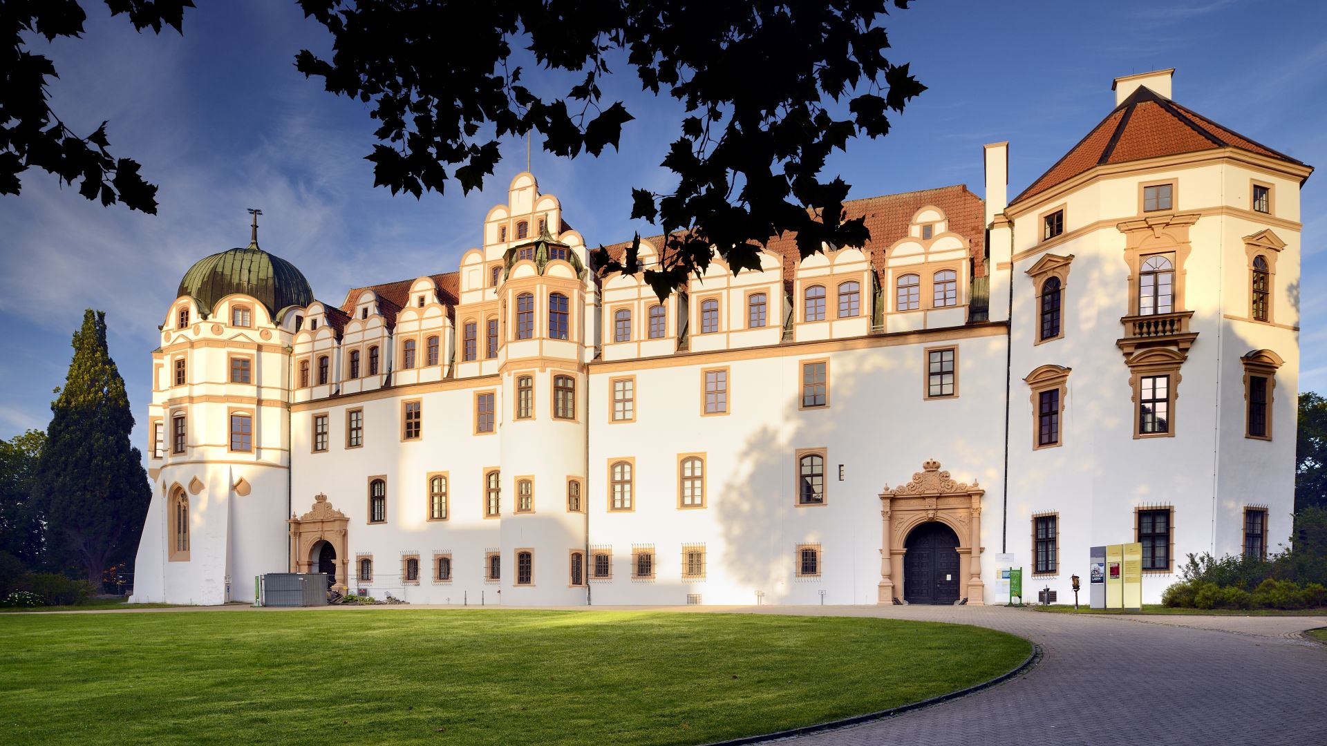 Friedenstein Castle Wallpapers