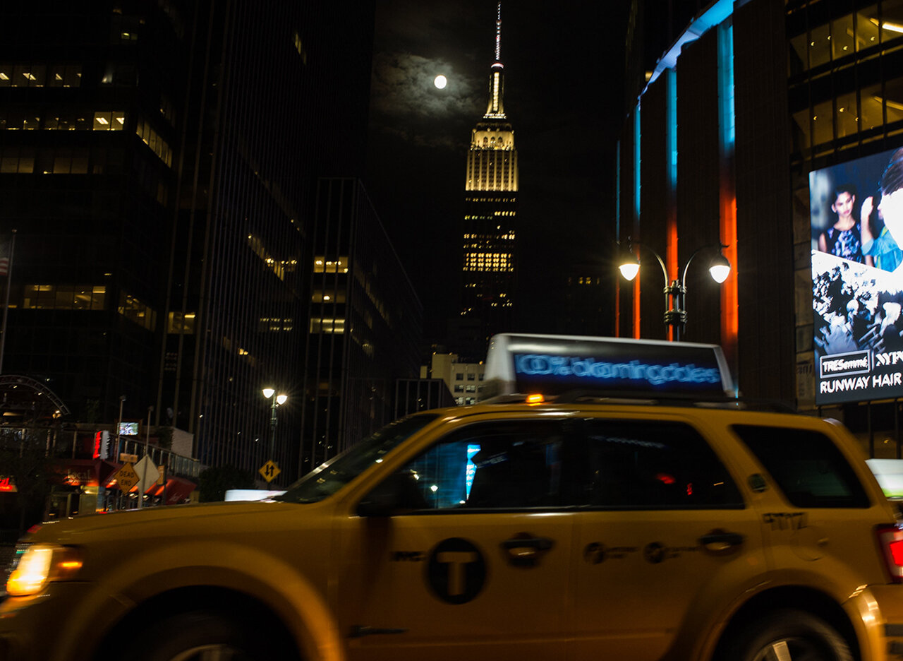 Full Moon Over Manhattan Wallpapers