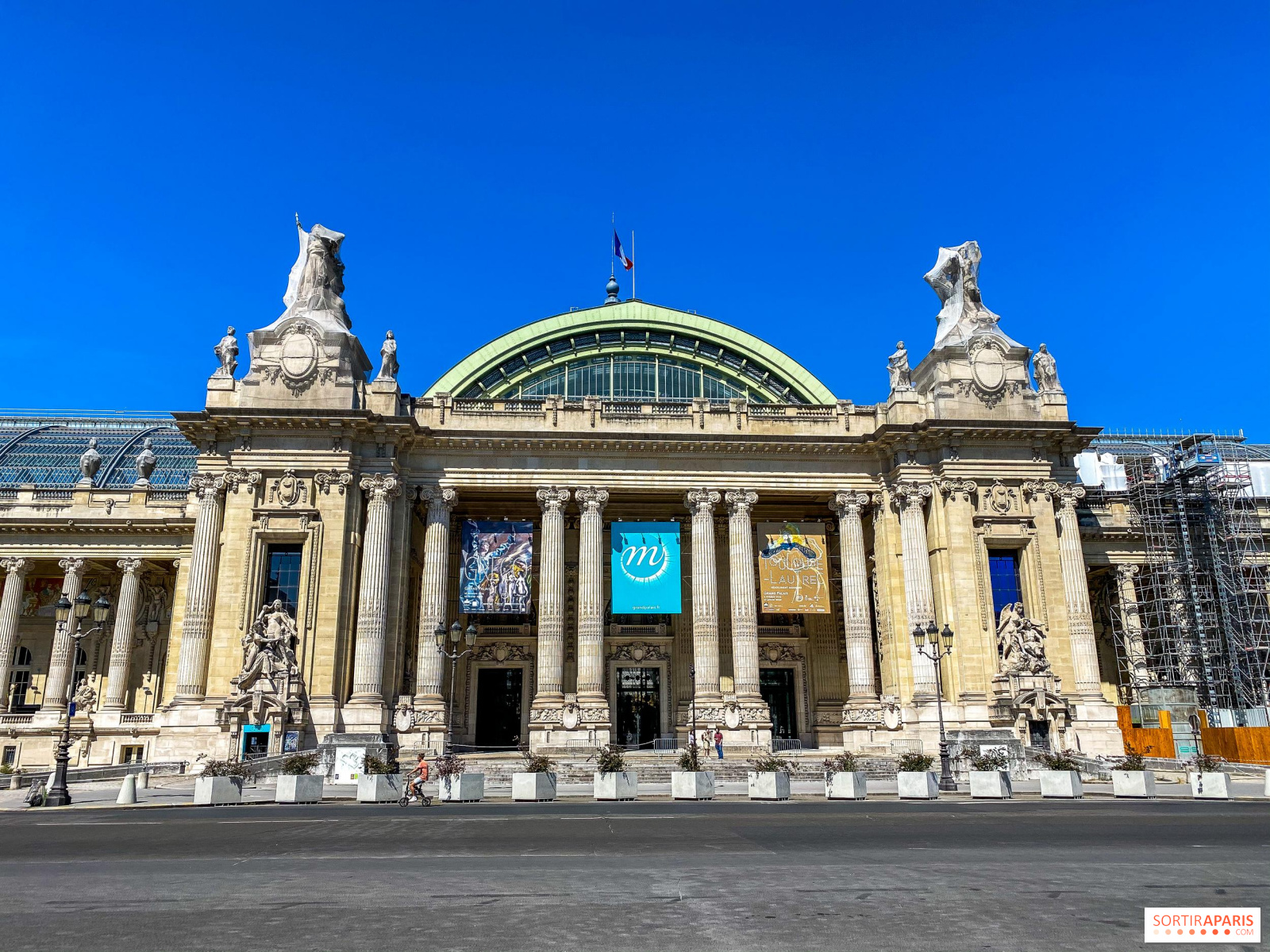 Grand Palais Wallpapers