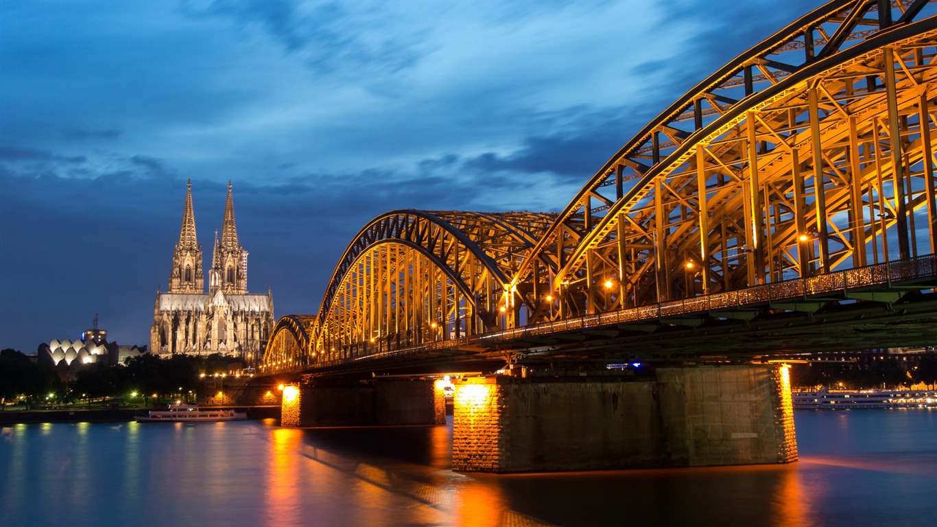 Hohenzollern Bridge Wallpapers