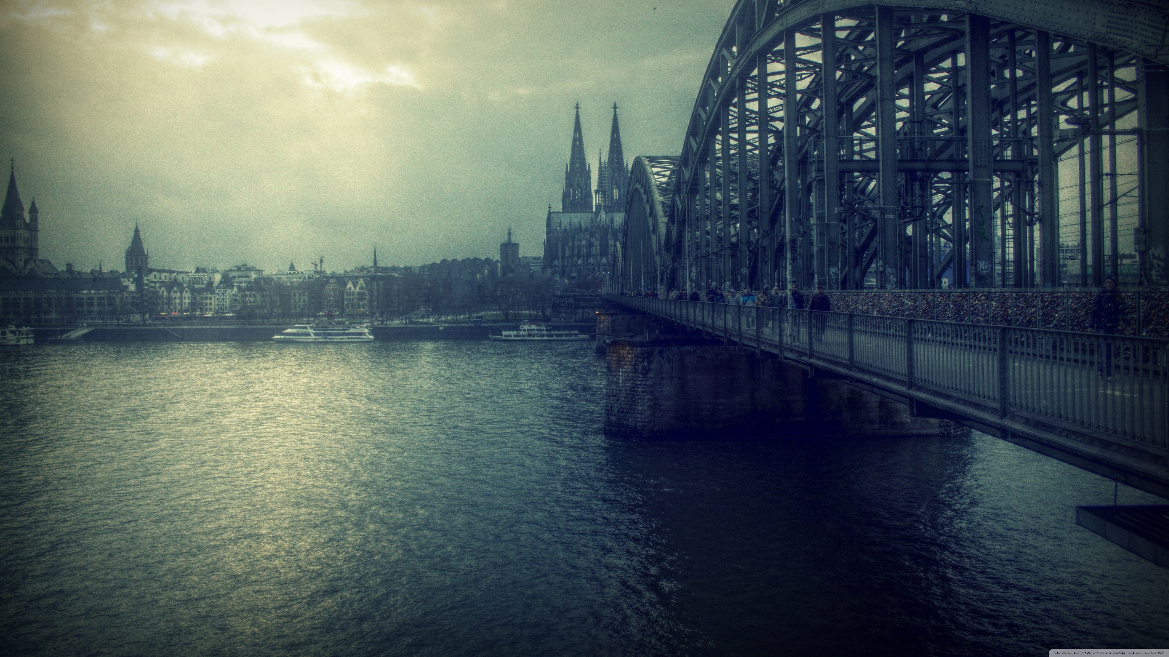 Hohenzollern Bridge Wallpapers