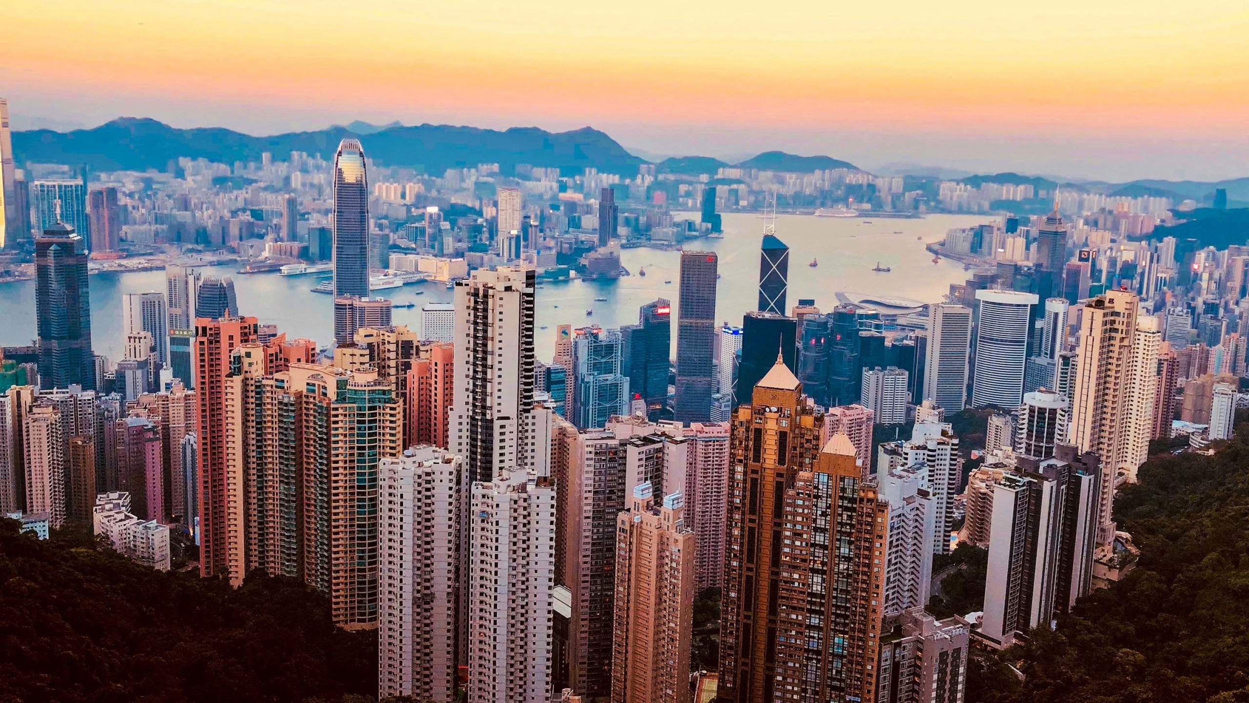 Hong Kong Skyscrapers Wallpapers