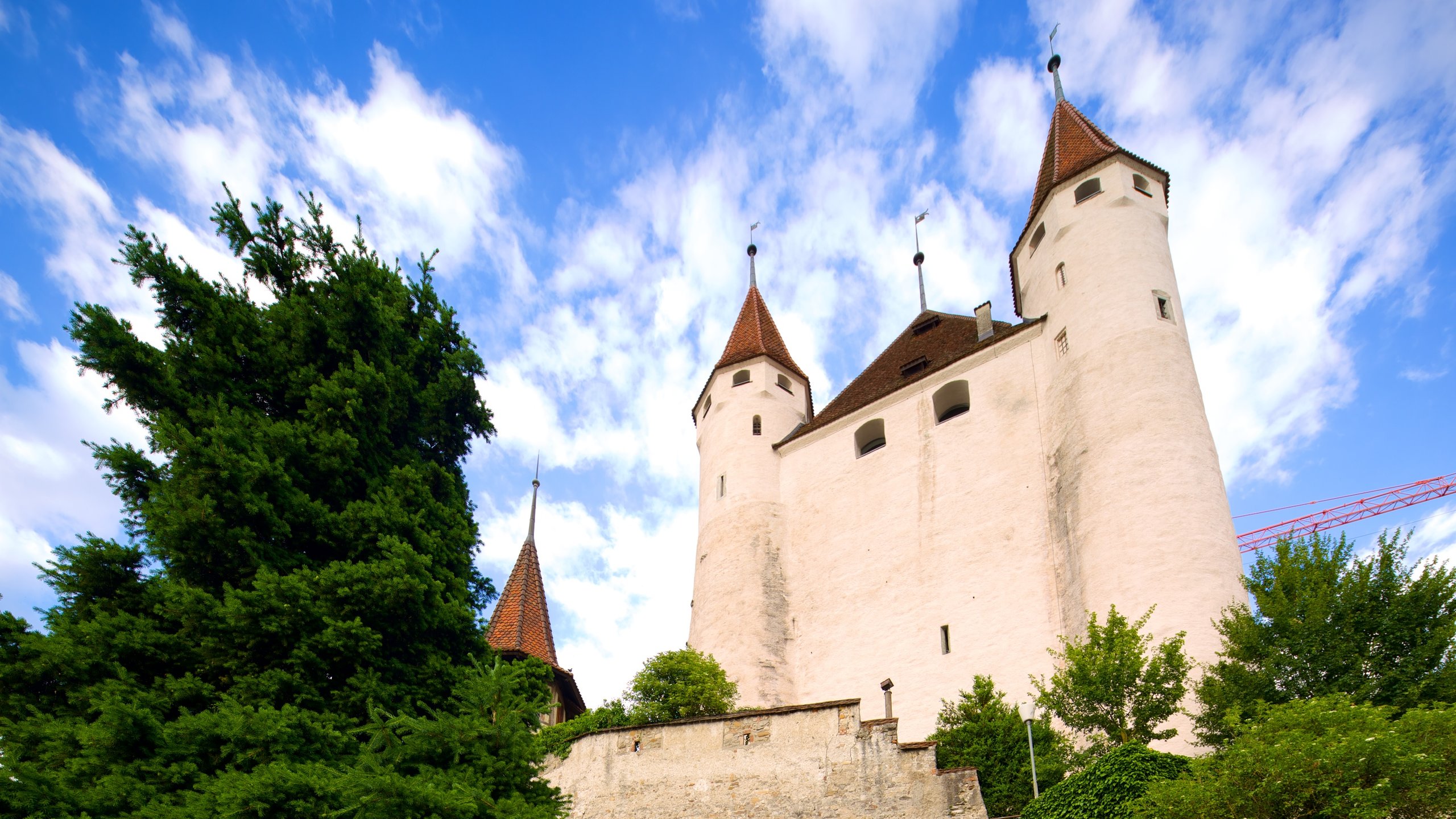 Hunegg Castle Wallpapers