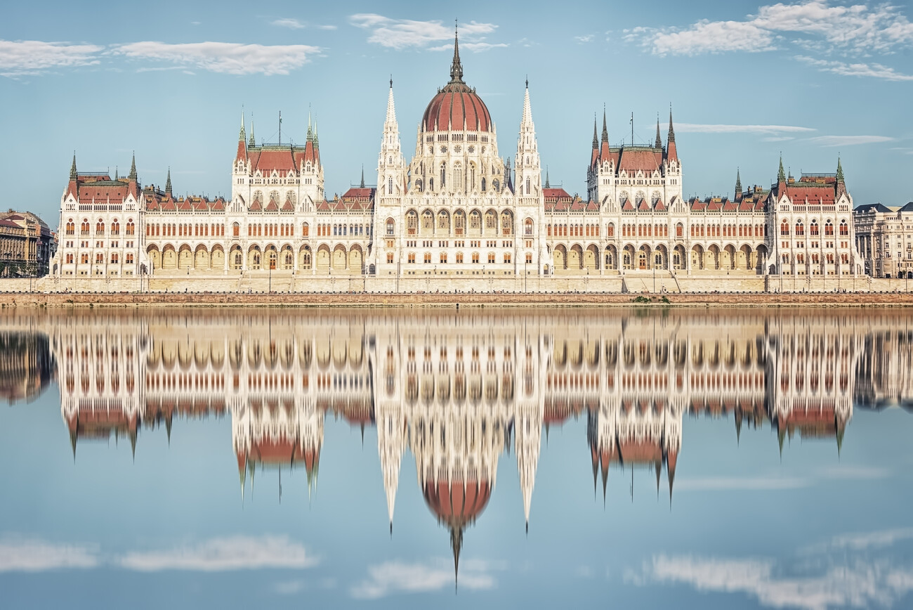 Hungarian Parliament Building Wallpapers