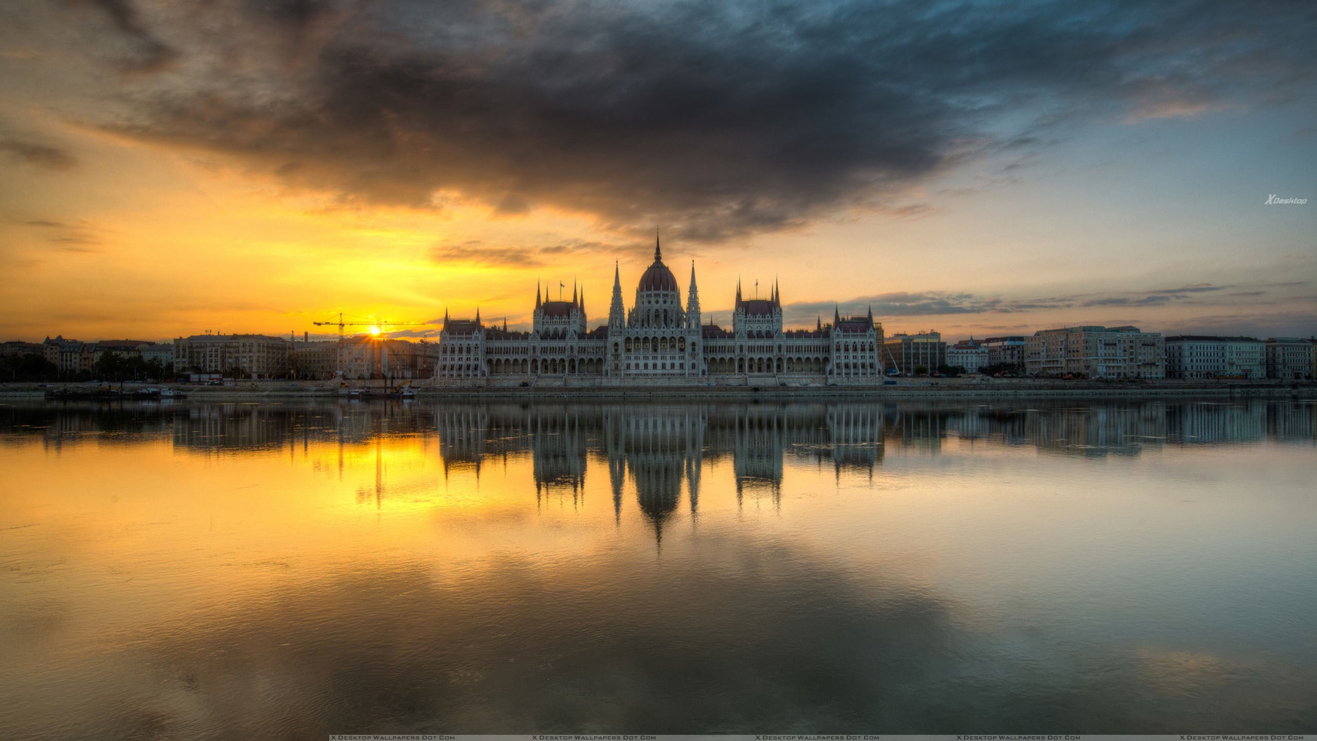 Hungarian Parliament Building Wallpapers