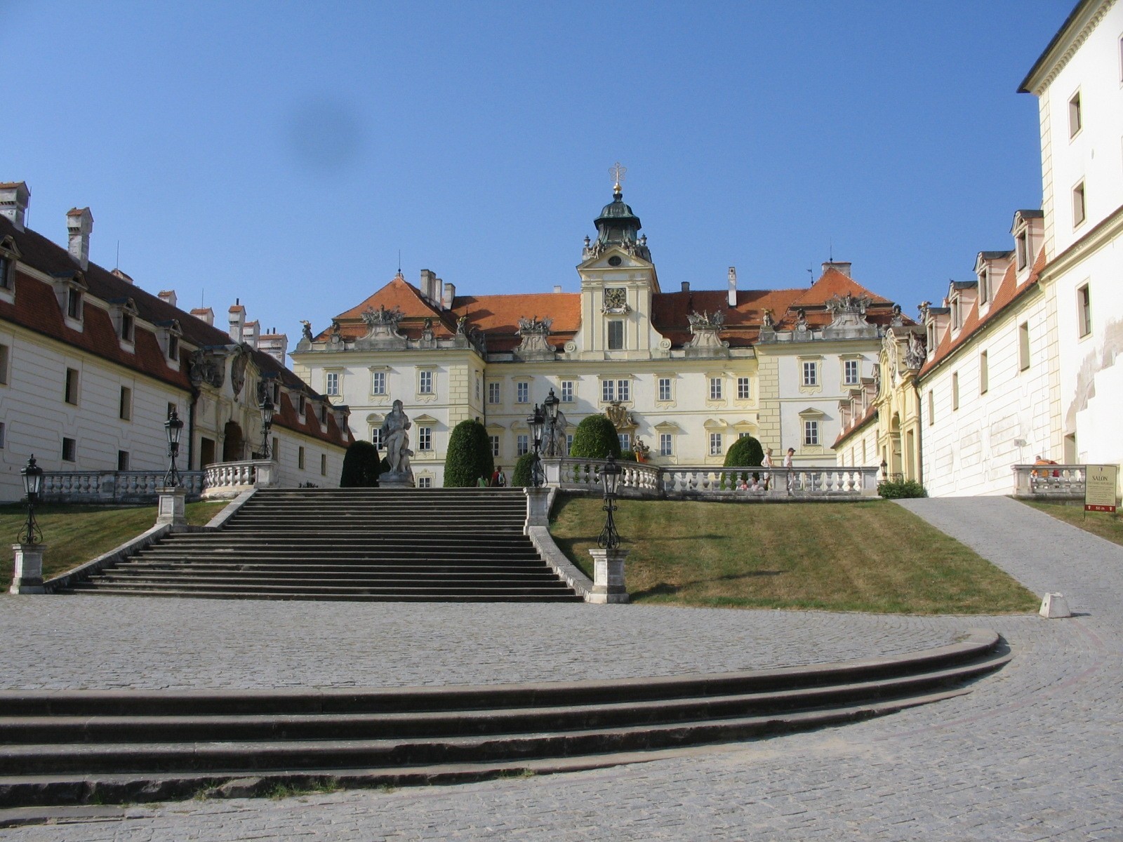 Janohrad Castle Wallpapers