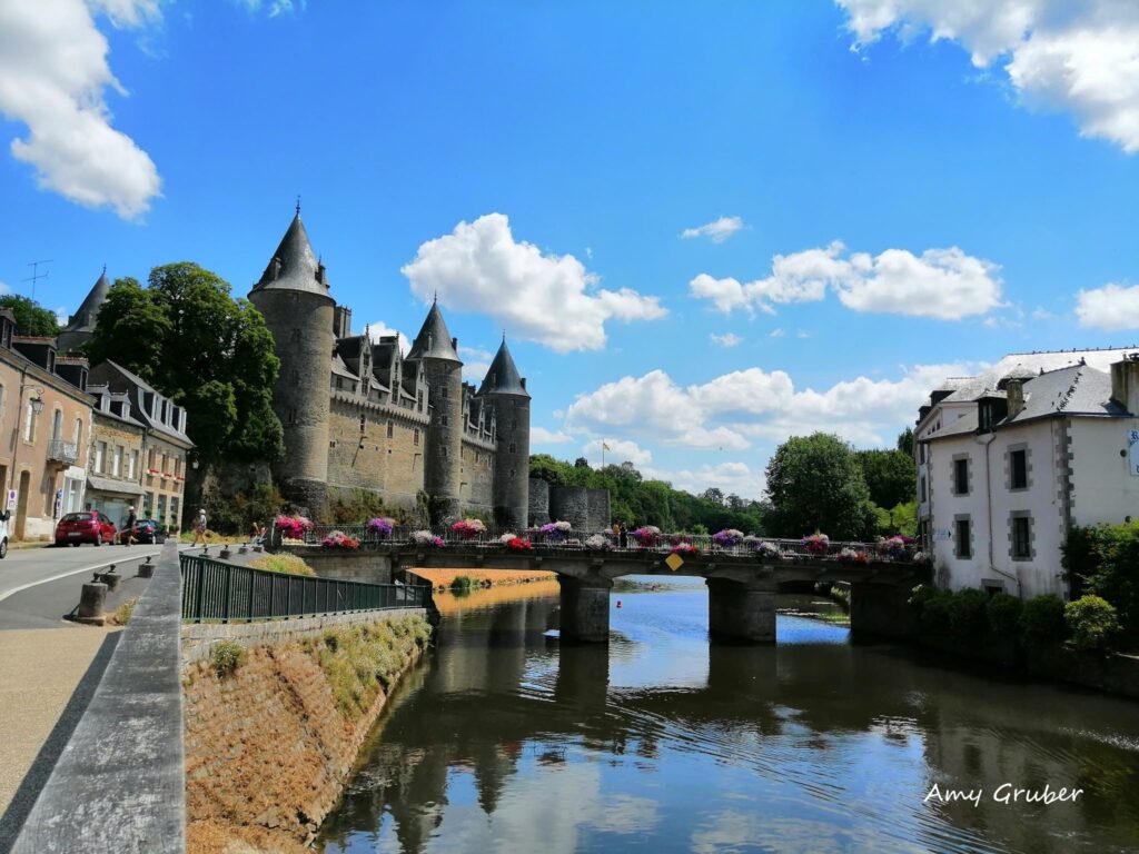 Josselin Castle Wallpapers