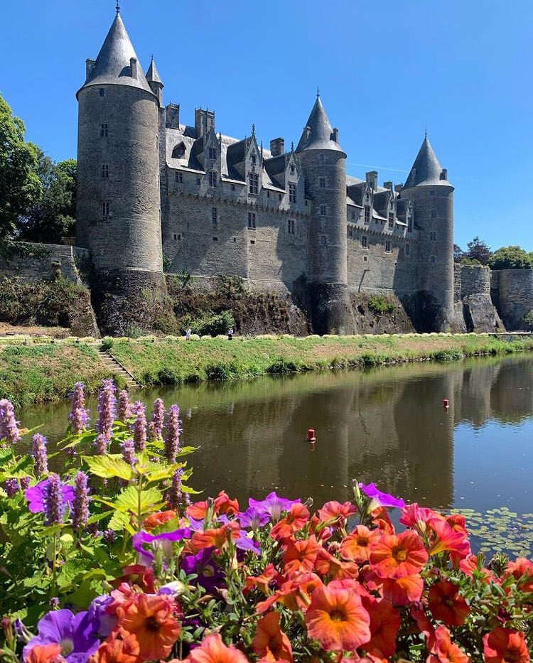 Josselin Castle Wallpapers