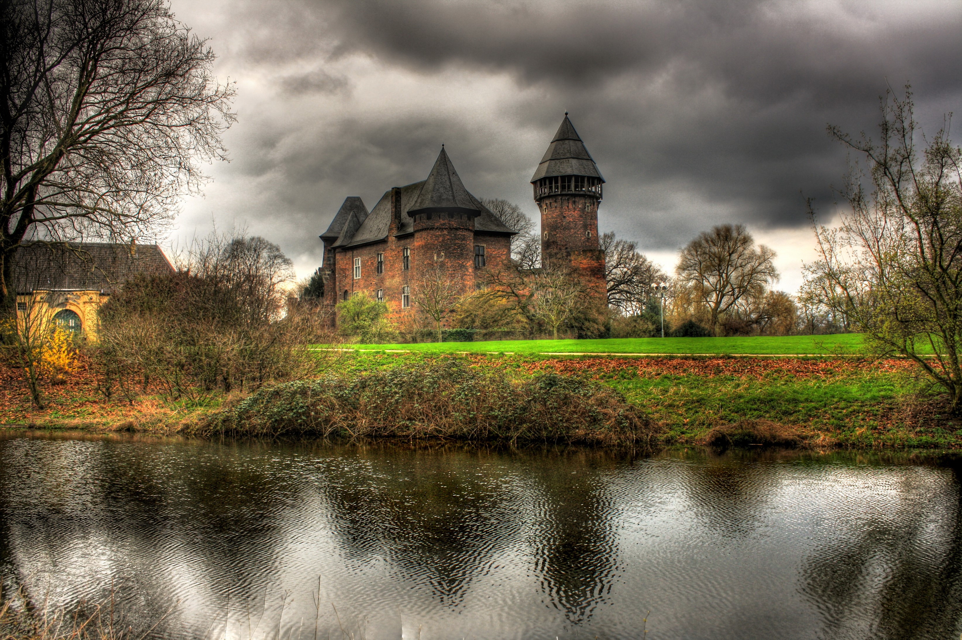 Krefeld Castle Wallpapers