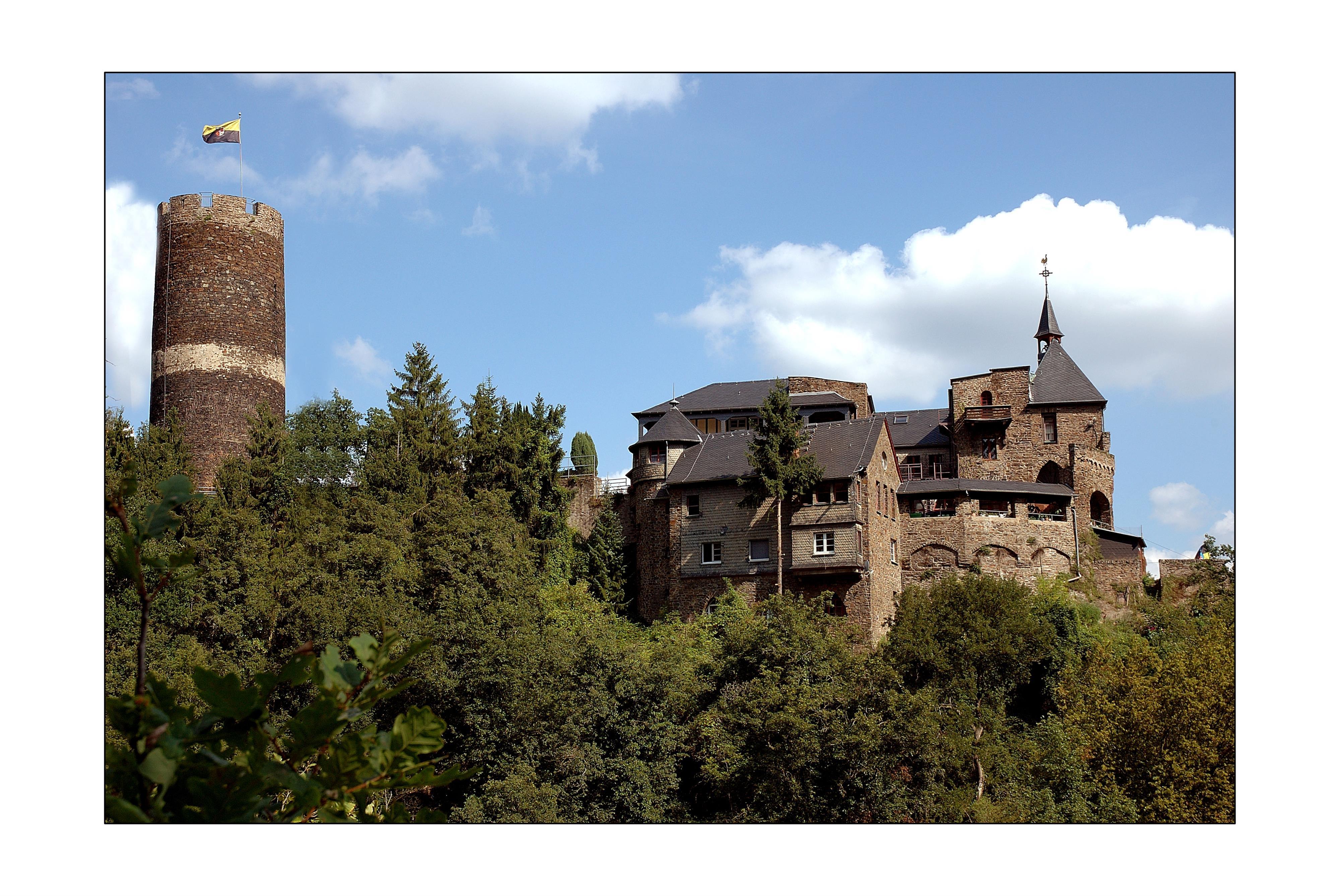 Krefeld Castle Wallpapers