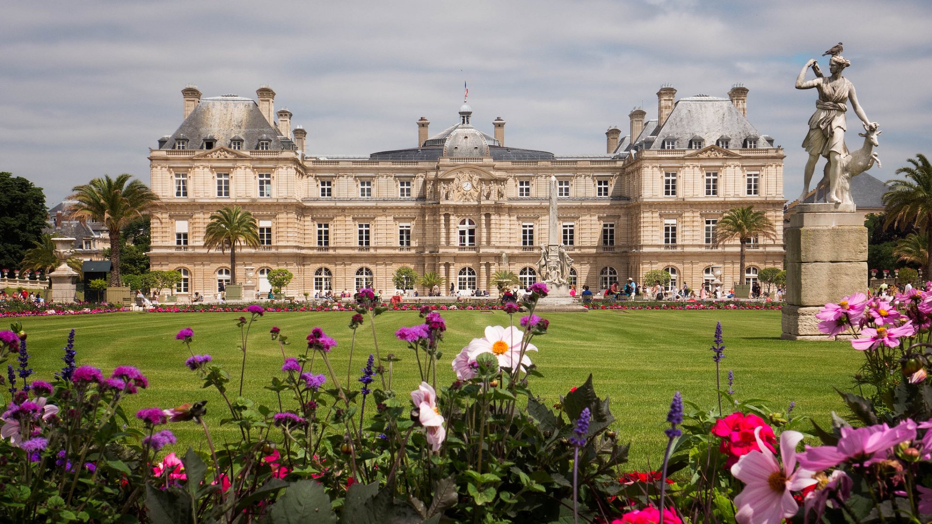 Luxembourg Palace Wallpapers