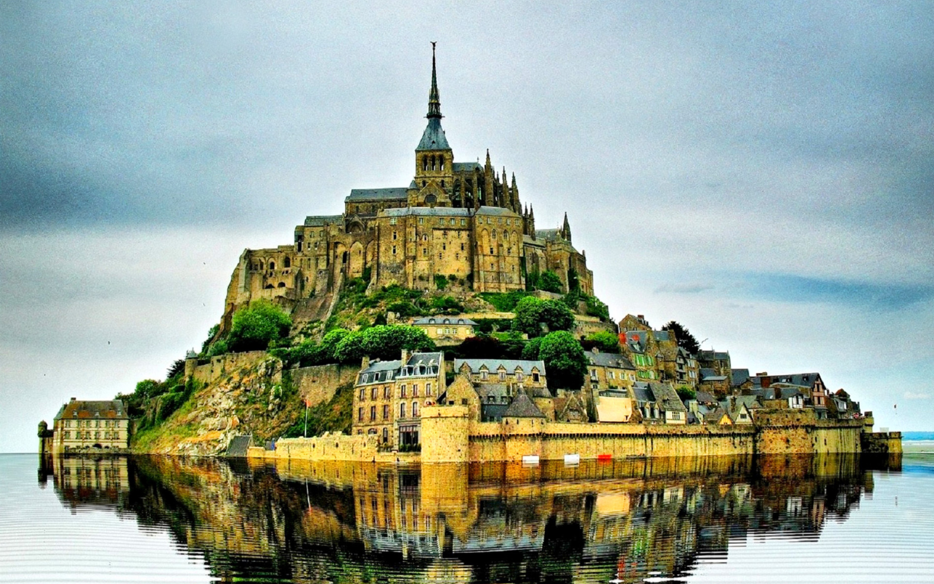 Mont Saint Michel Monastery Wallpapers