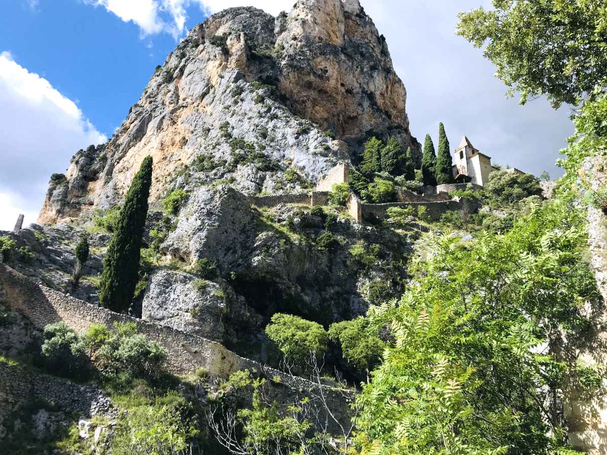 Moustiers-Sainte-Marie Wallpapers