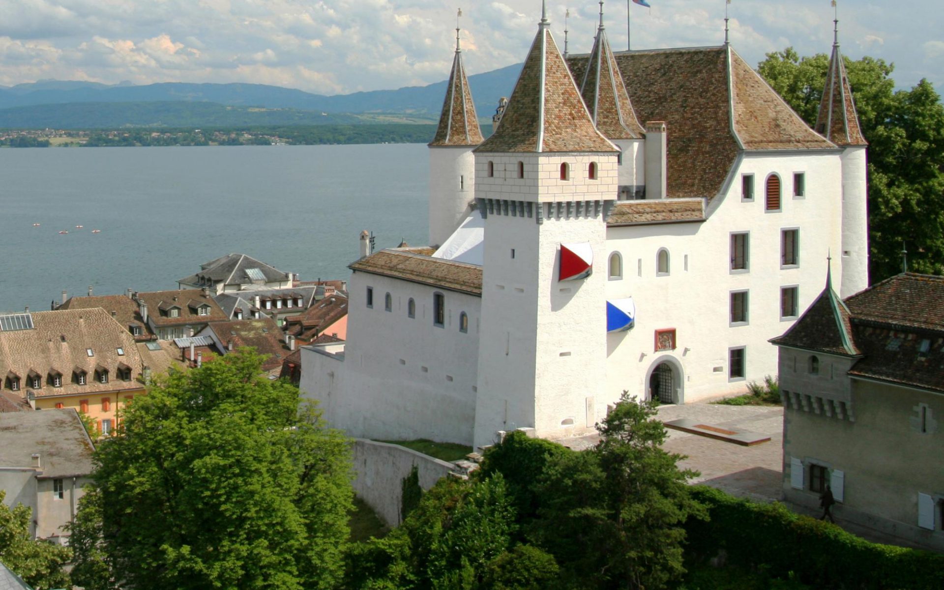 Nyon Castle Wallpapers