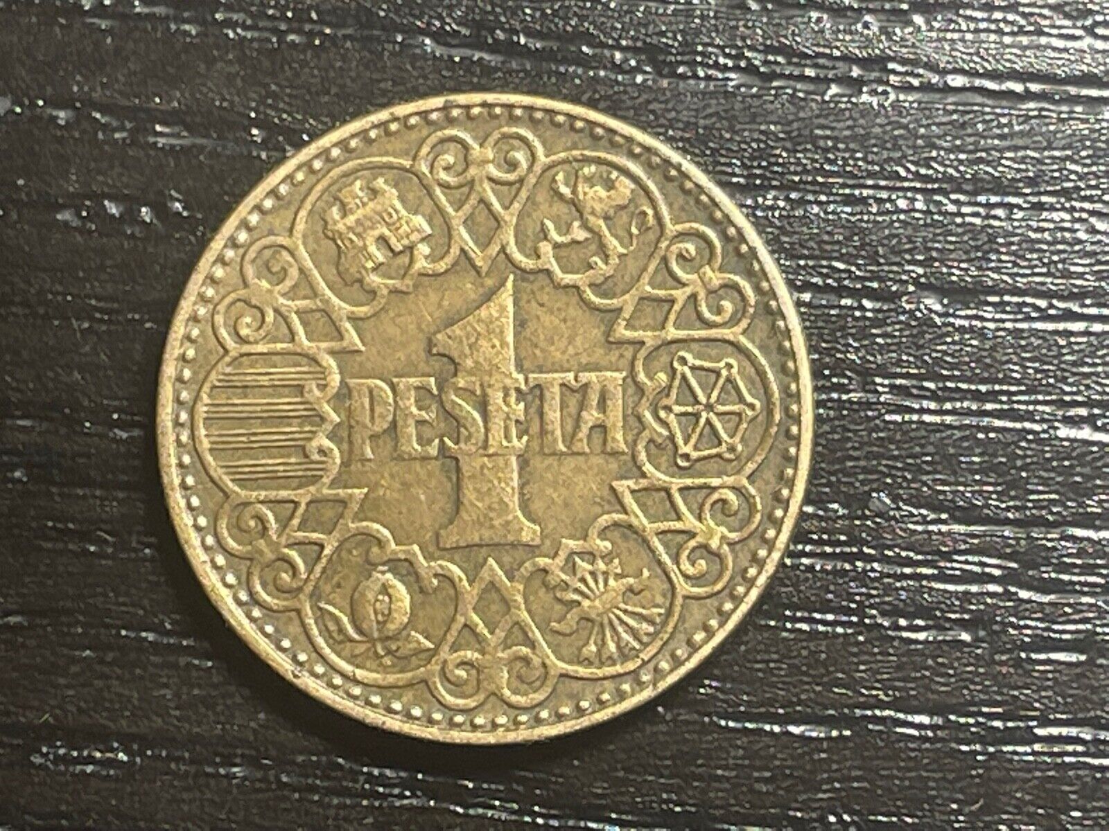 Peseta Wallpapers