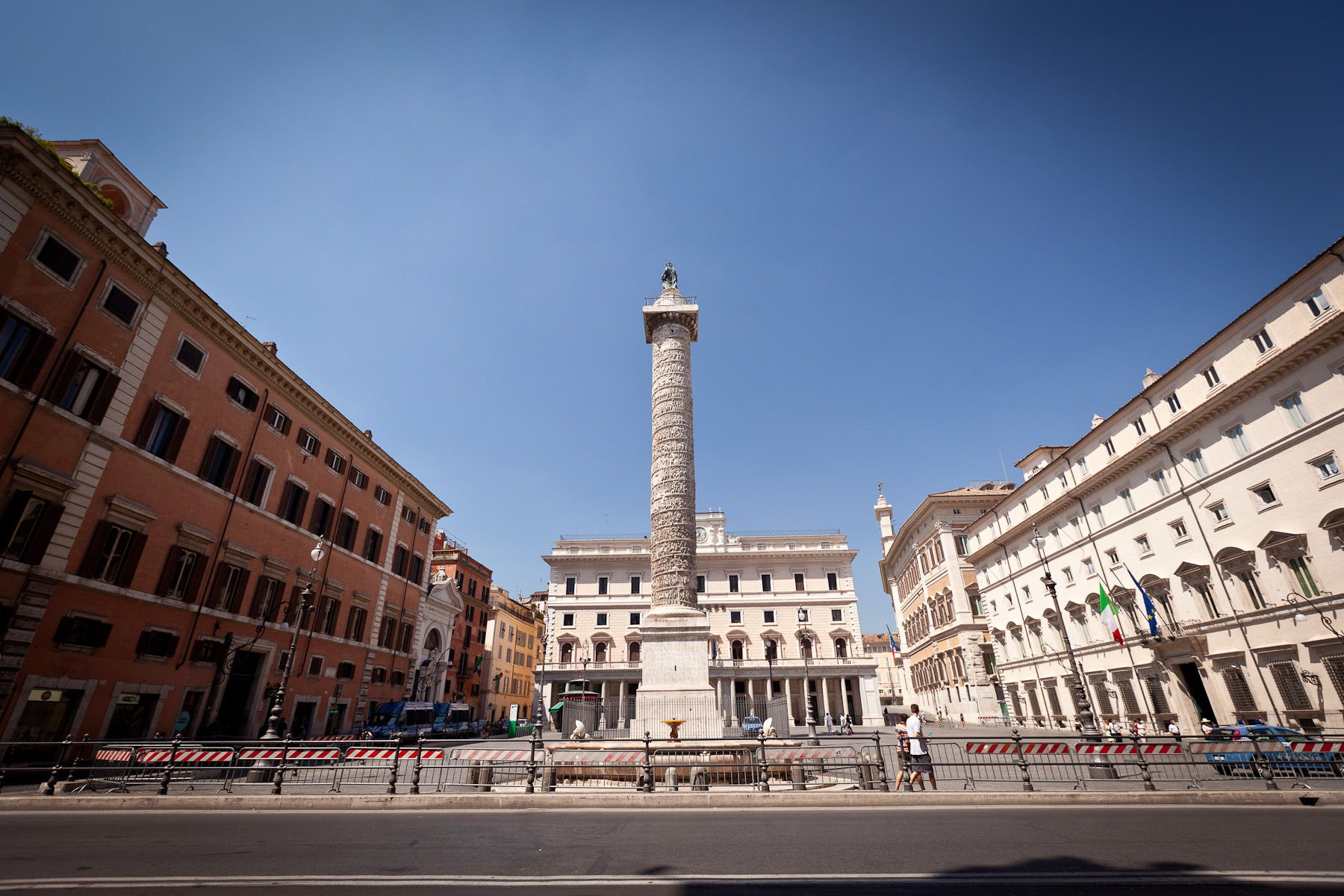 Piazza Colonna Wallpapers