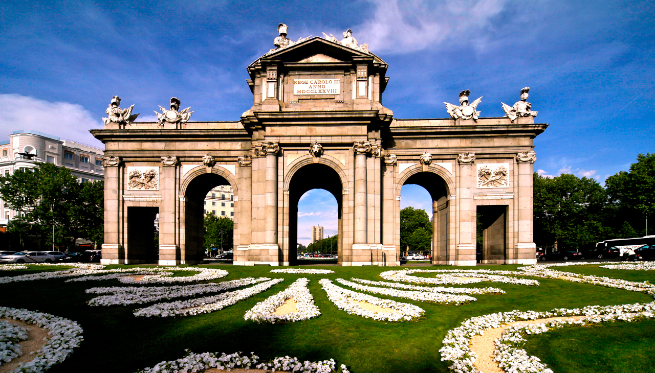 Puerta De Alcala Wallpapers