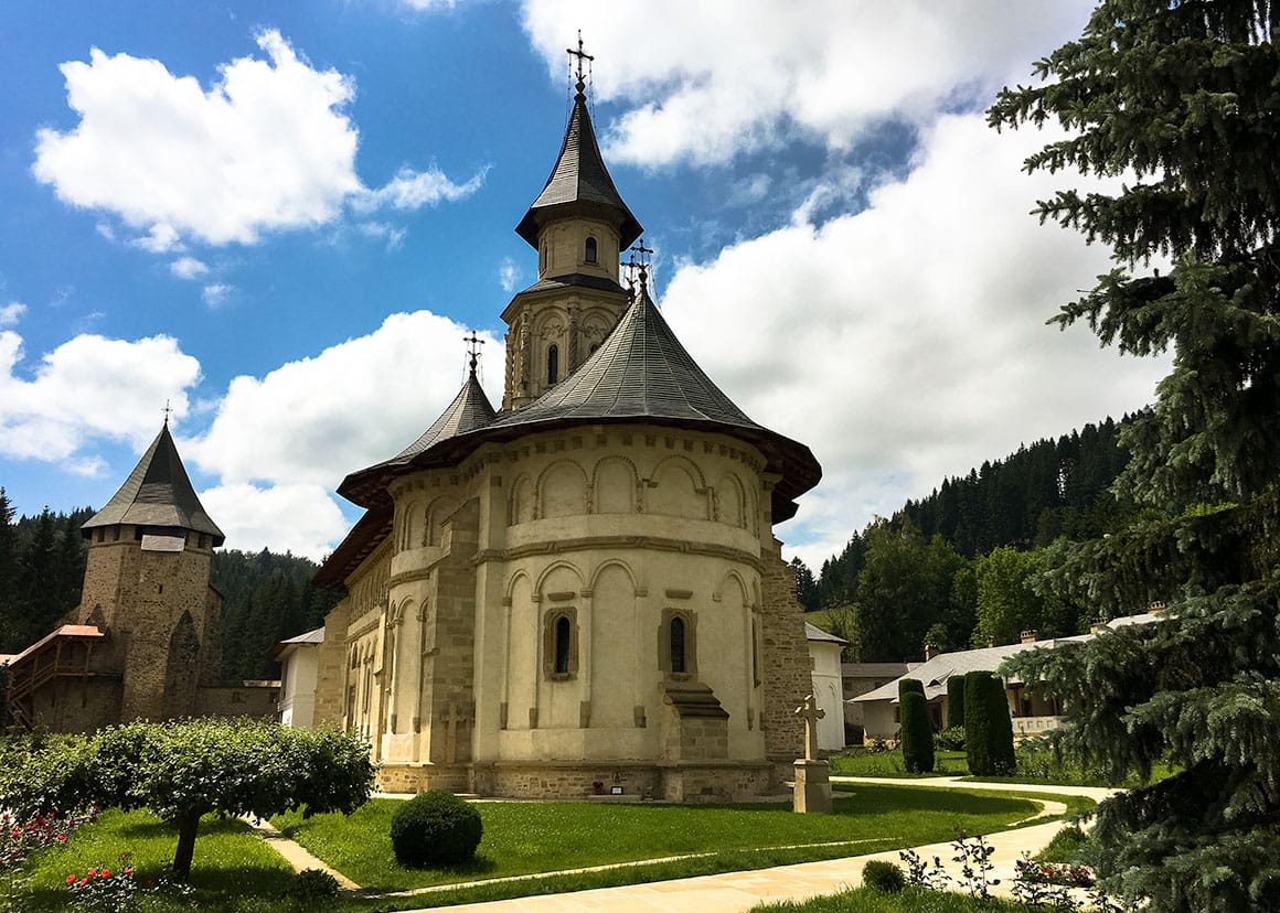 Putna Monastery Wallpapers