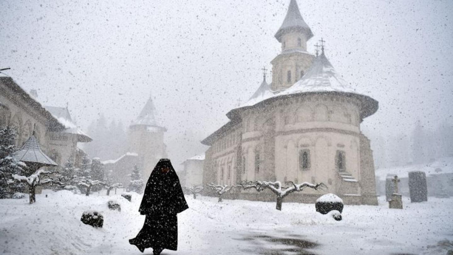 Putna Monastery Wallpapers