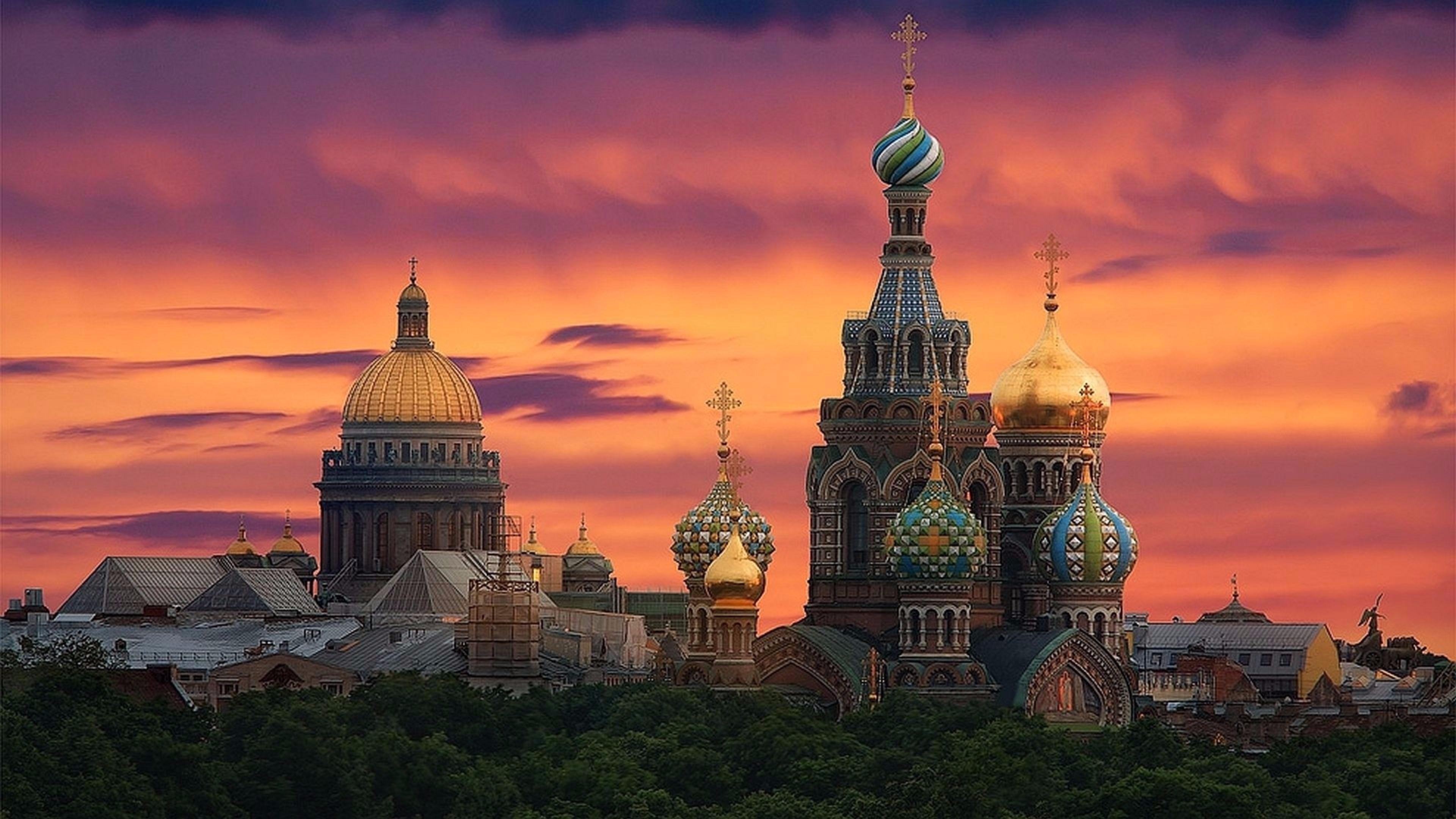 Saint Petersburg Wallpapers