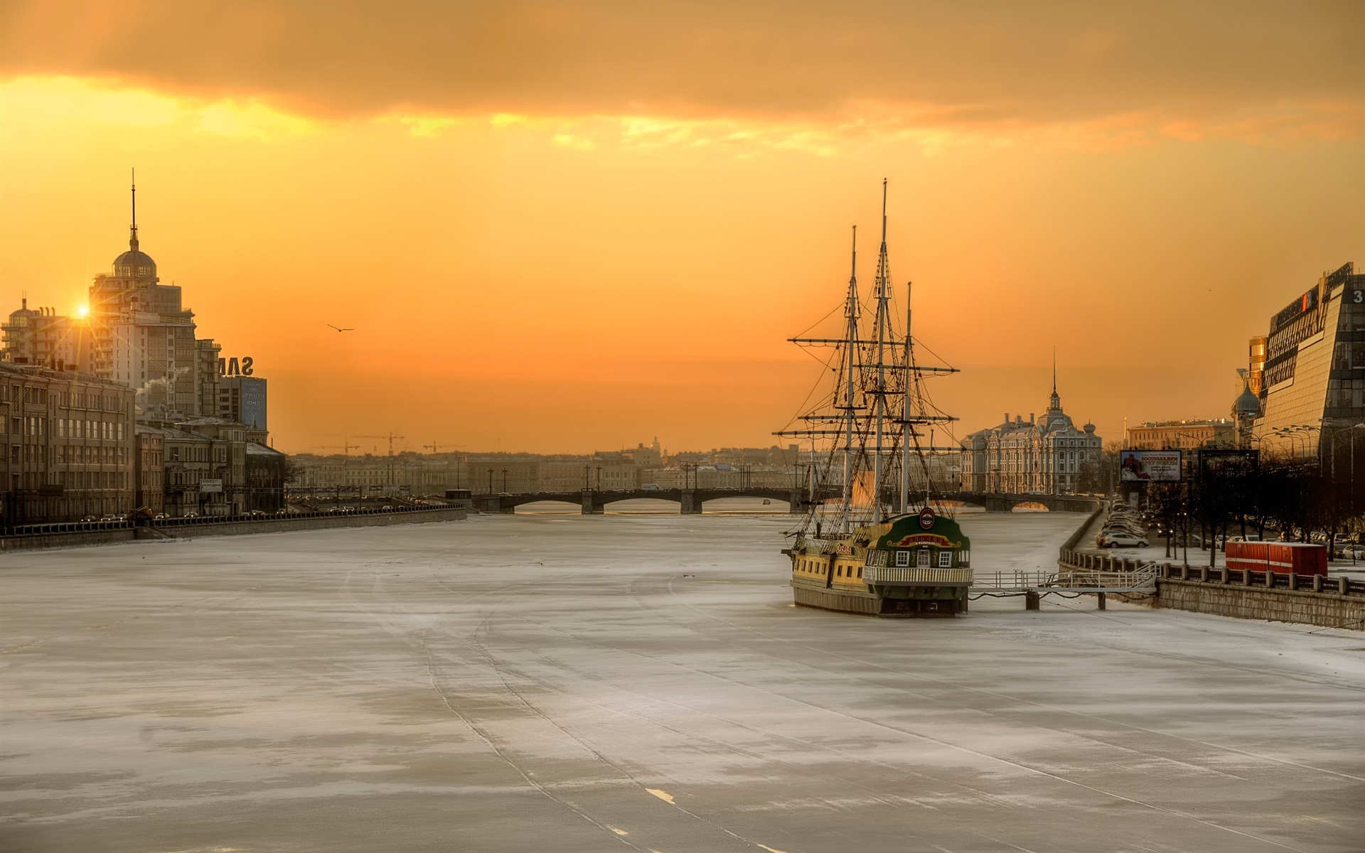 Saint Petersburg Wallpapers