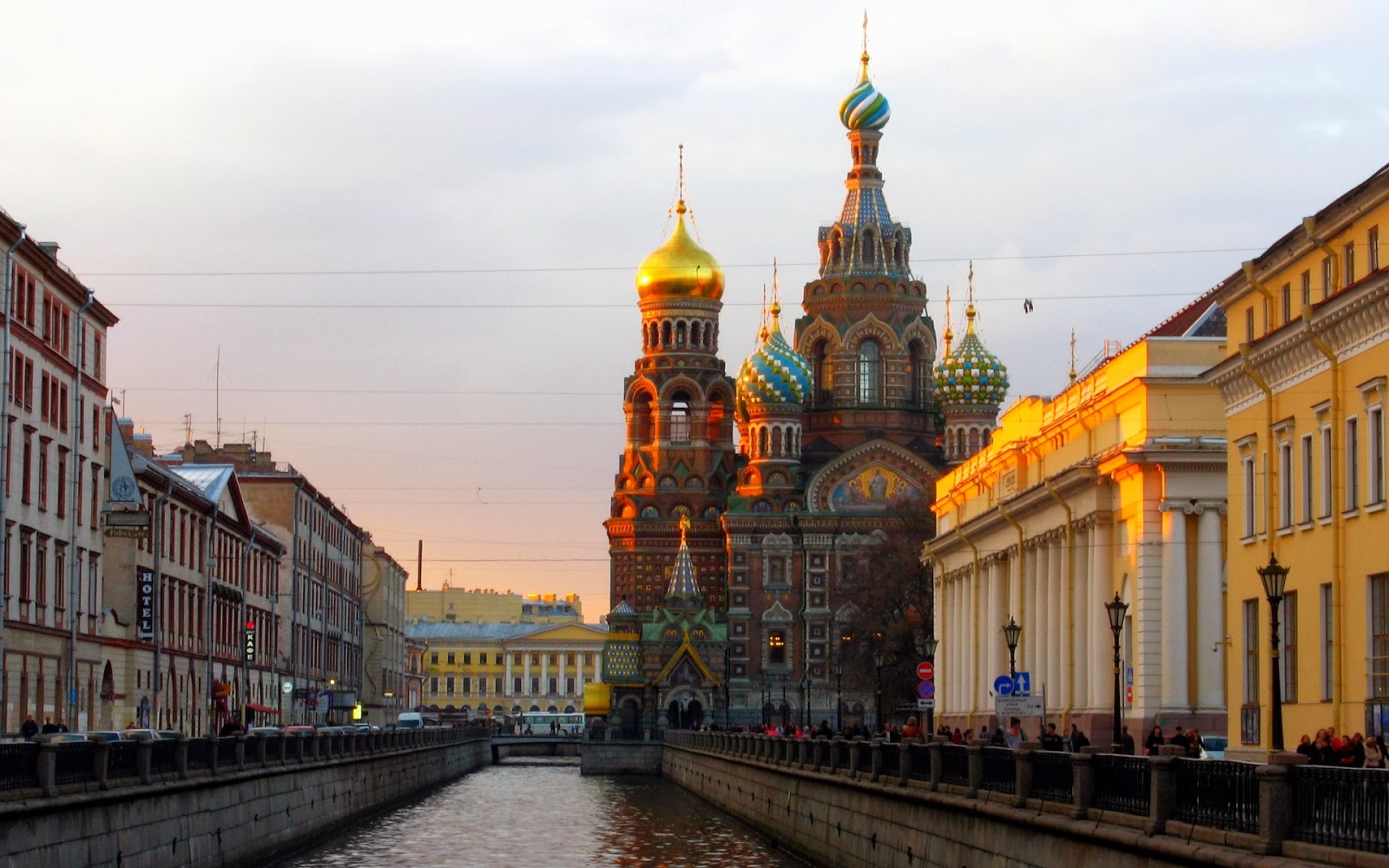 Saint Petersburg Wallpapers