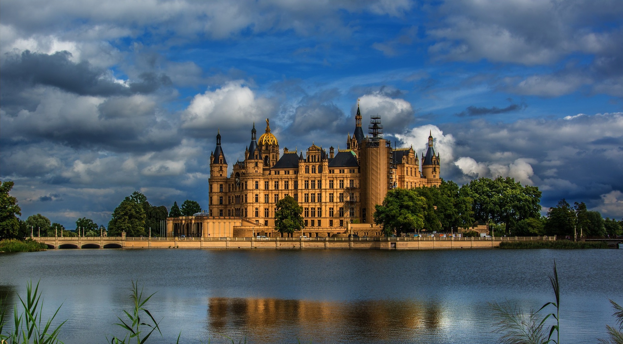 Schwerin Palace Wallpapers