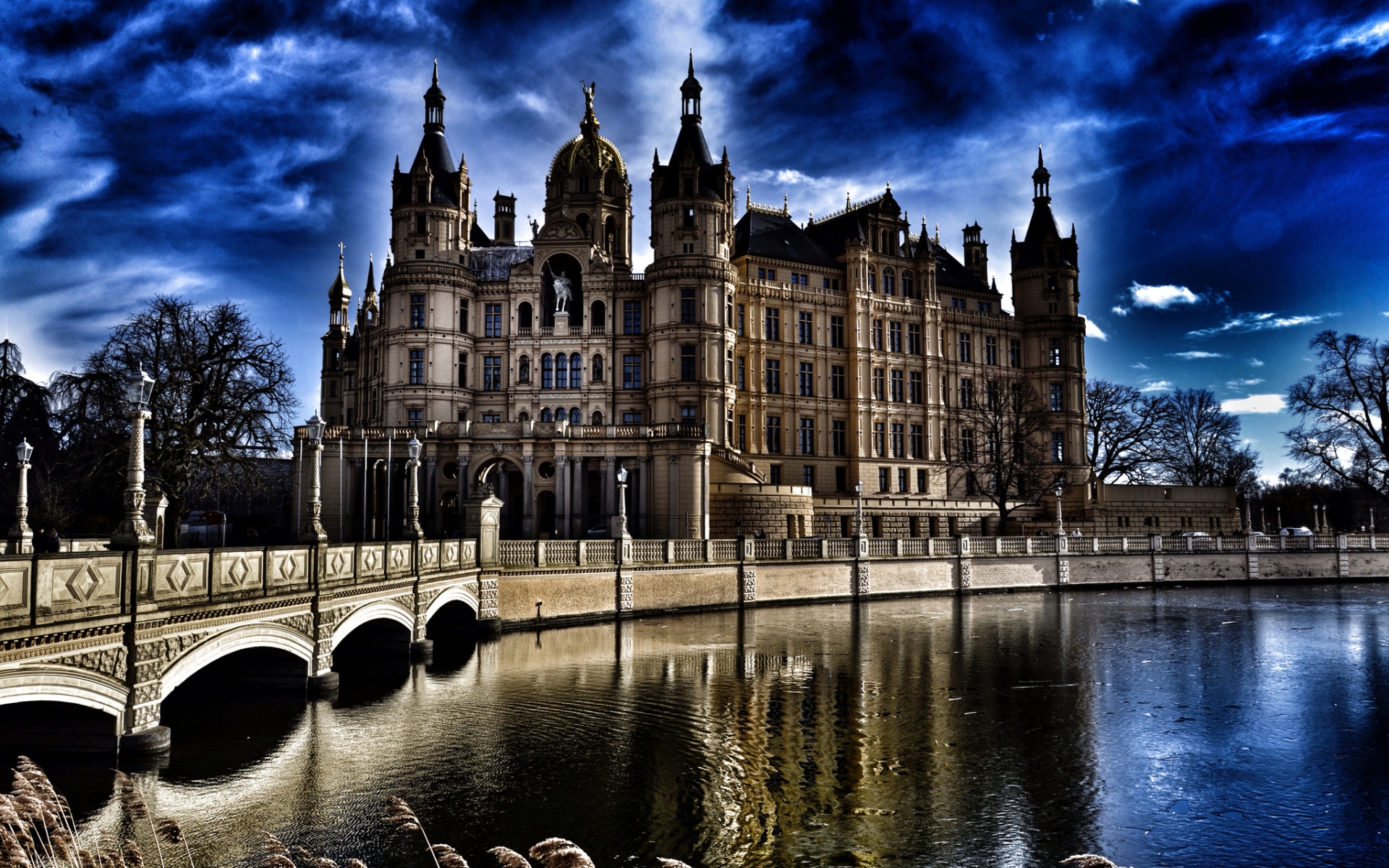 Schwerin Palace Wallpapers