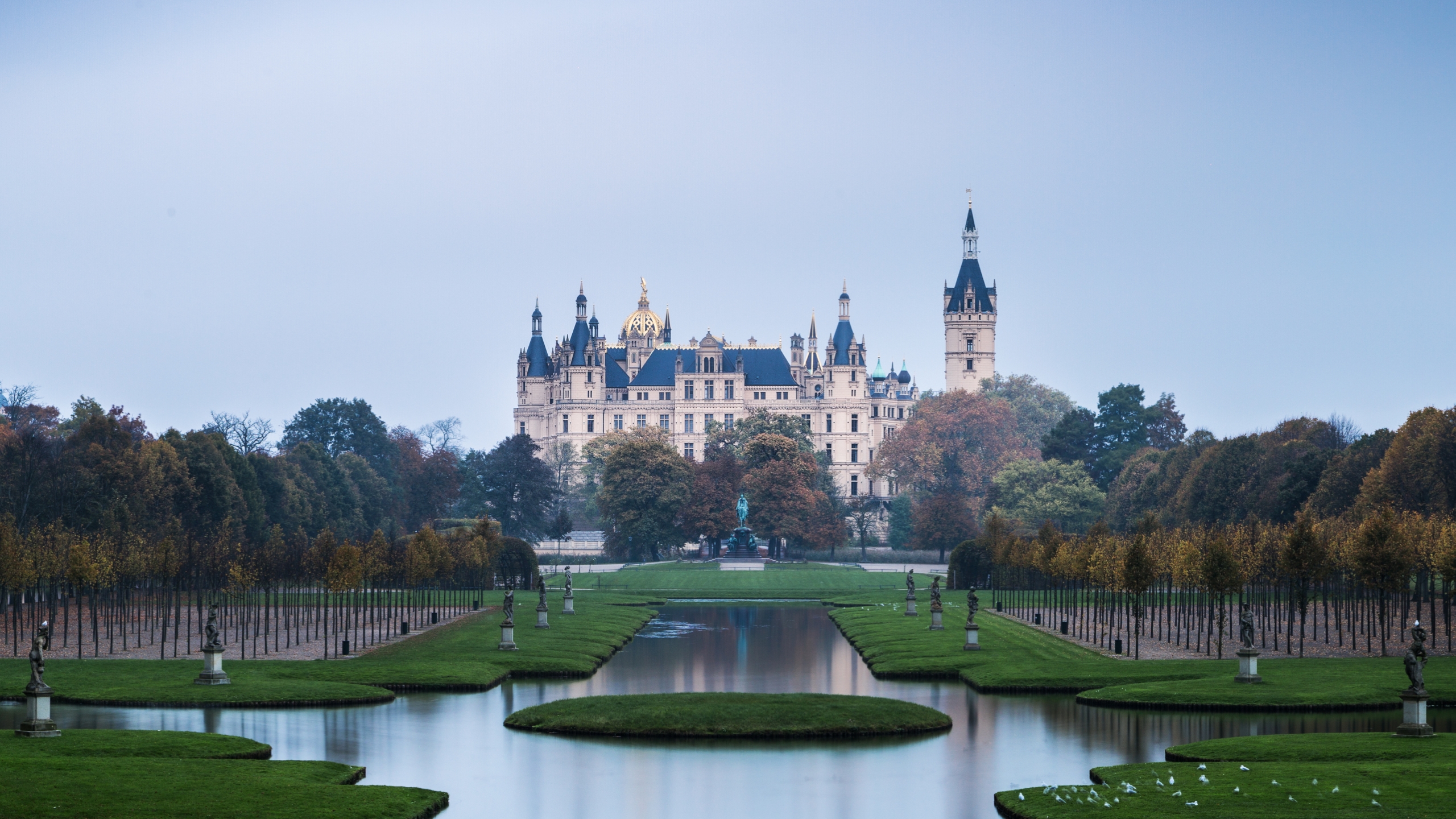 Schwerin Palace Wallpapers