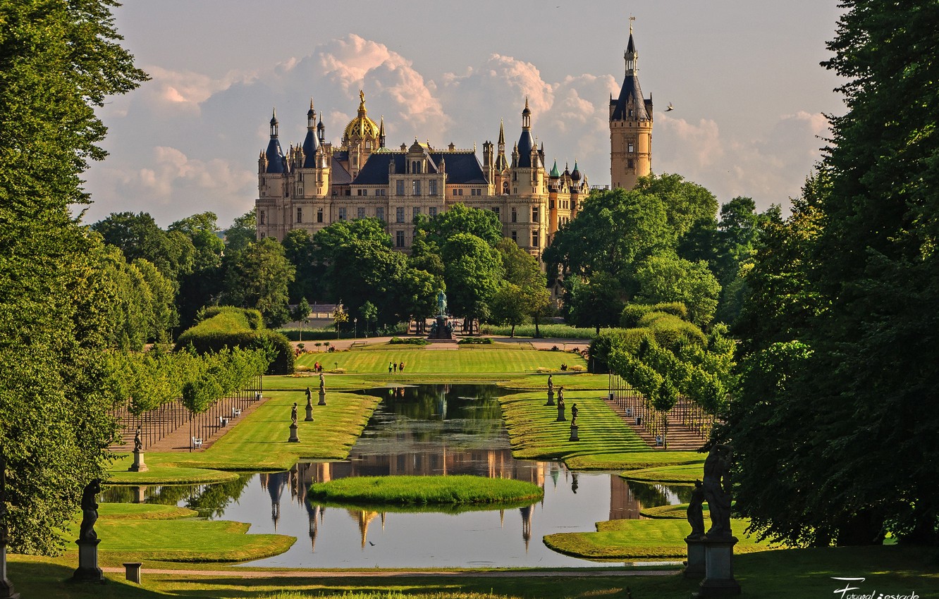 Schwerin Palace Wallpapers