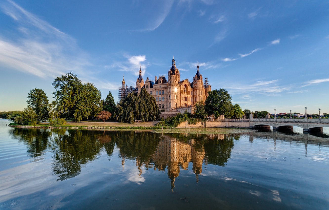 Schwerin Palace Wallpapers