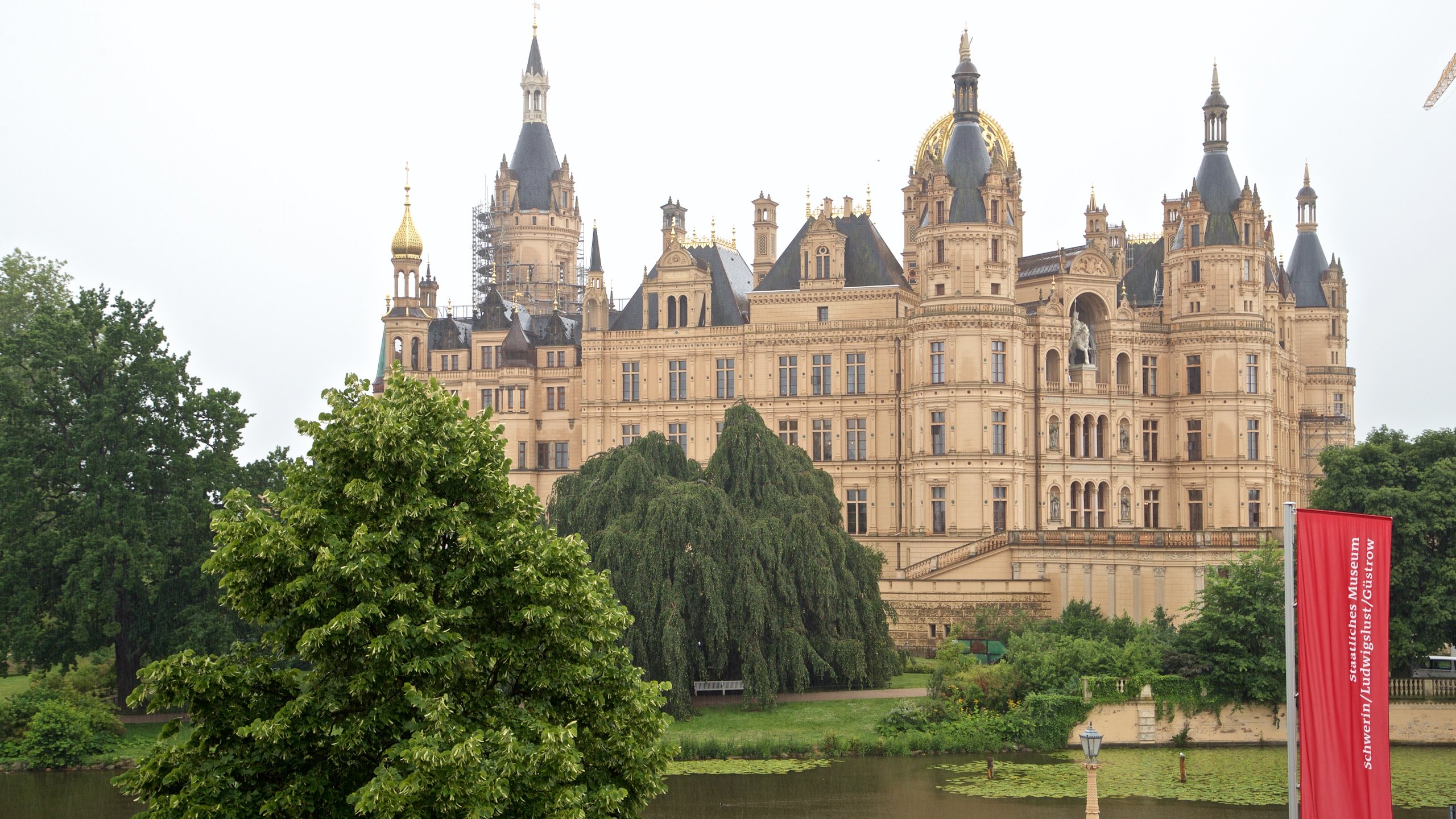 Schwerin Palace Wallpapers