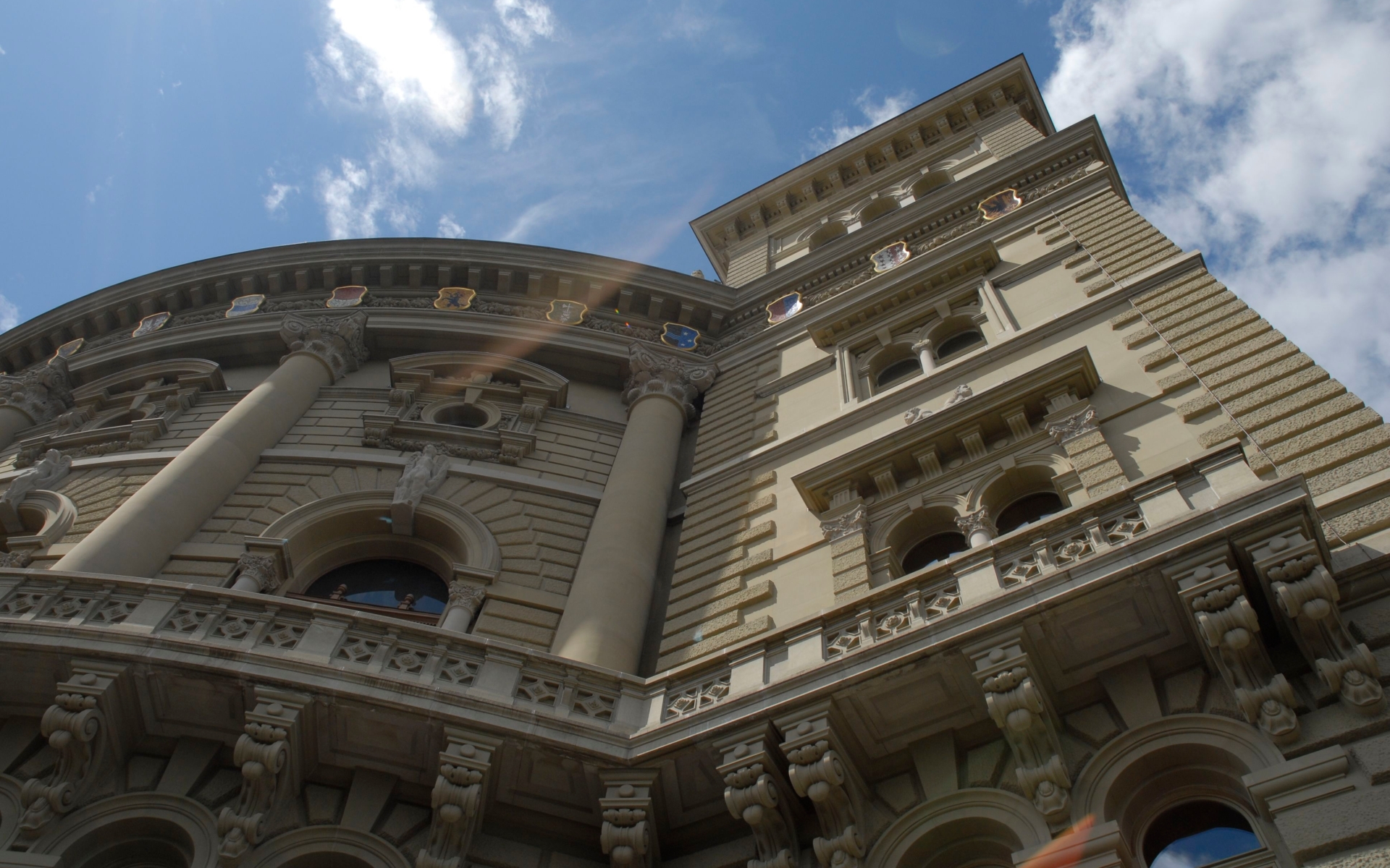 Swiss Parliament Building Wallpapers