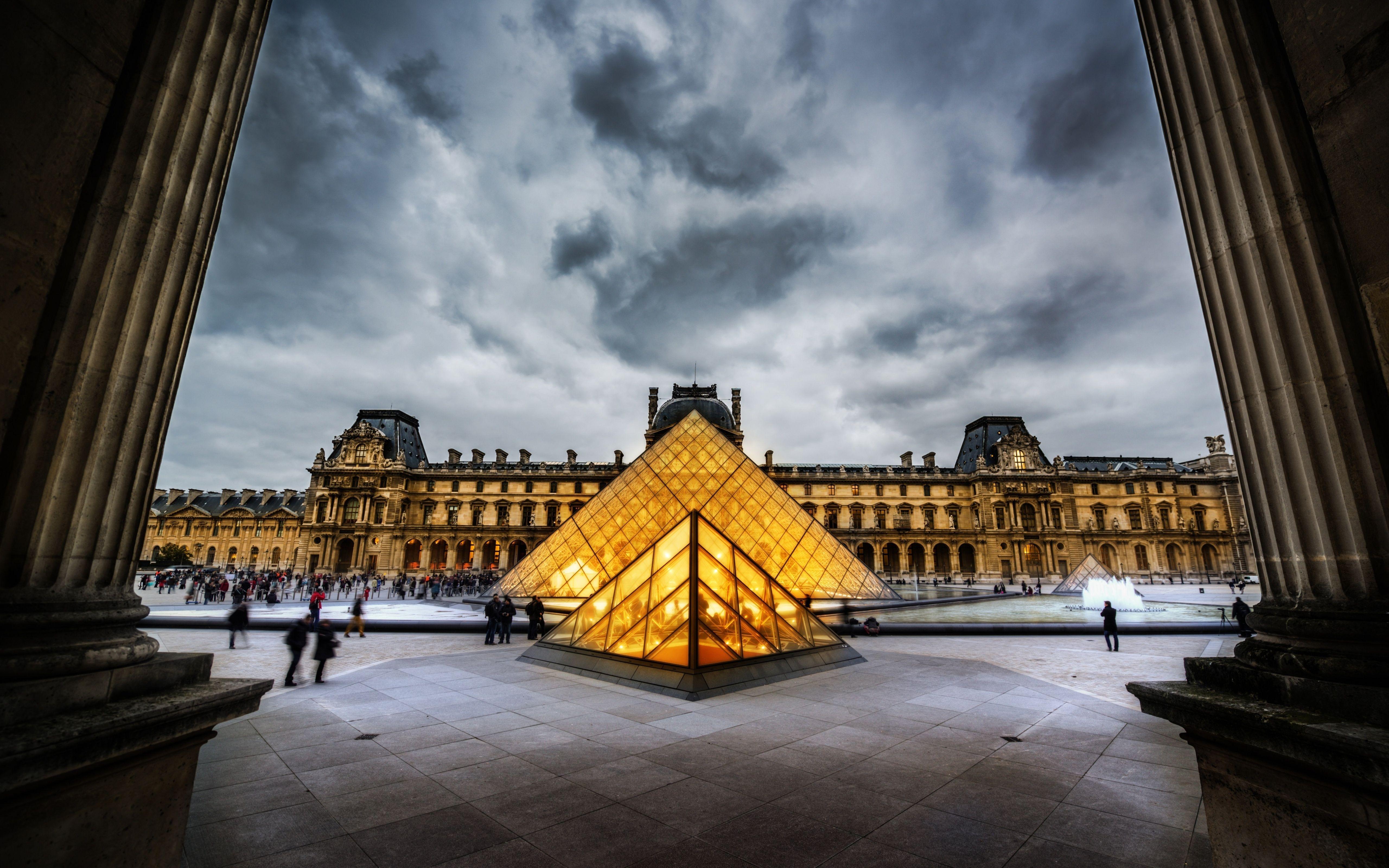 The Louvre Wallpapers