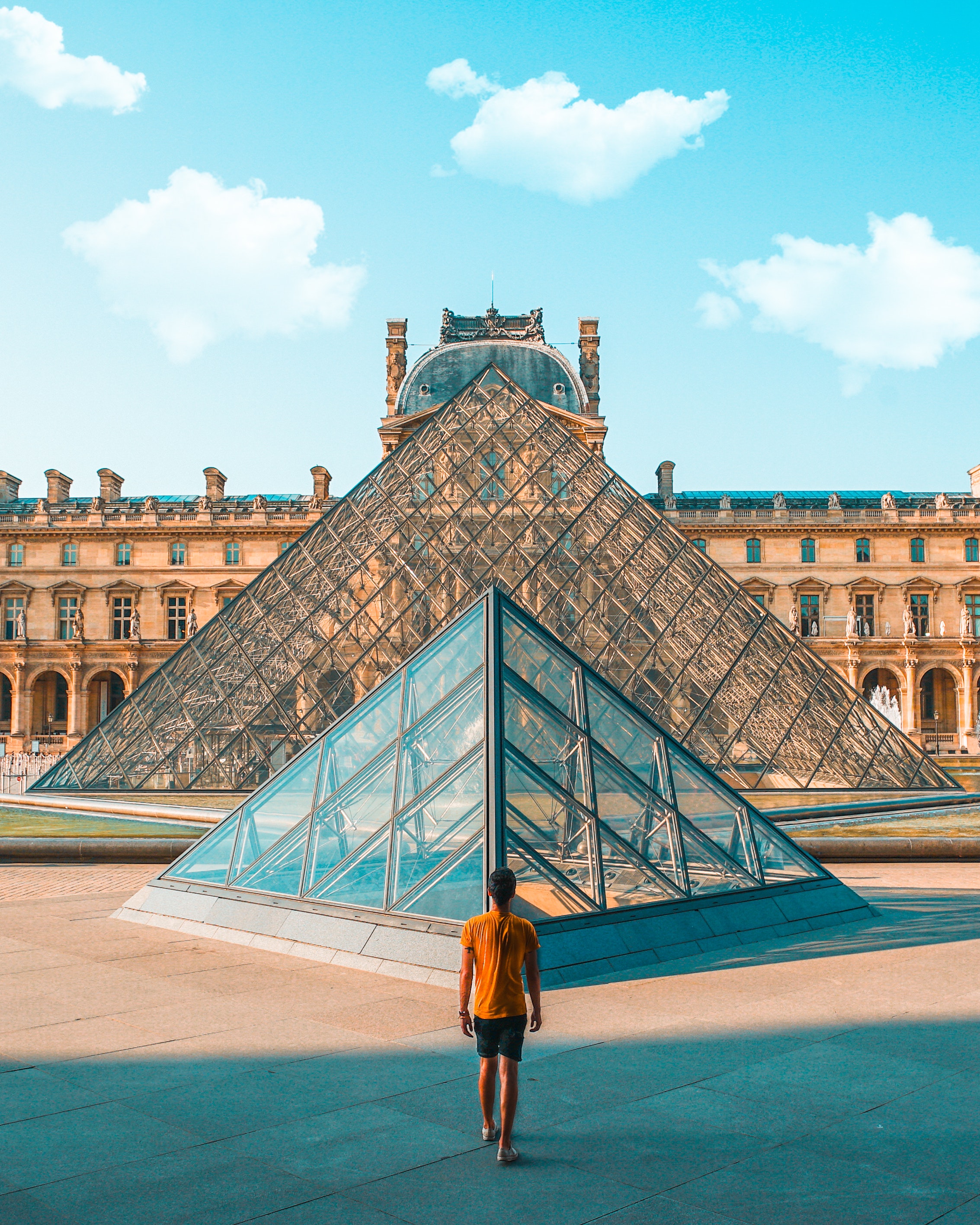 The Louvre Wallpapers